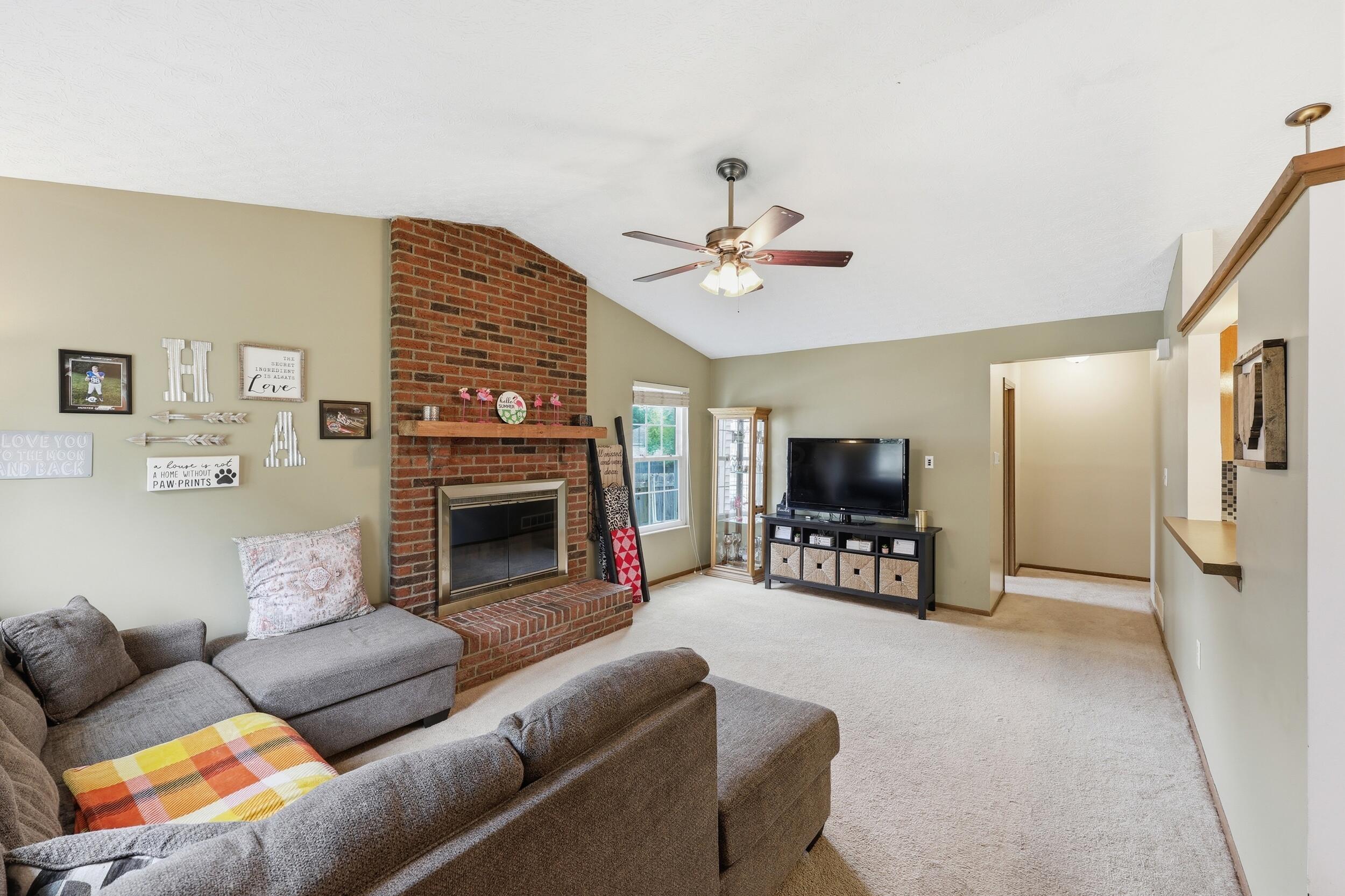 2469 Sawbury Boulevard Property Photo 8