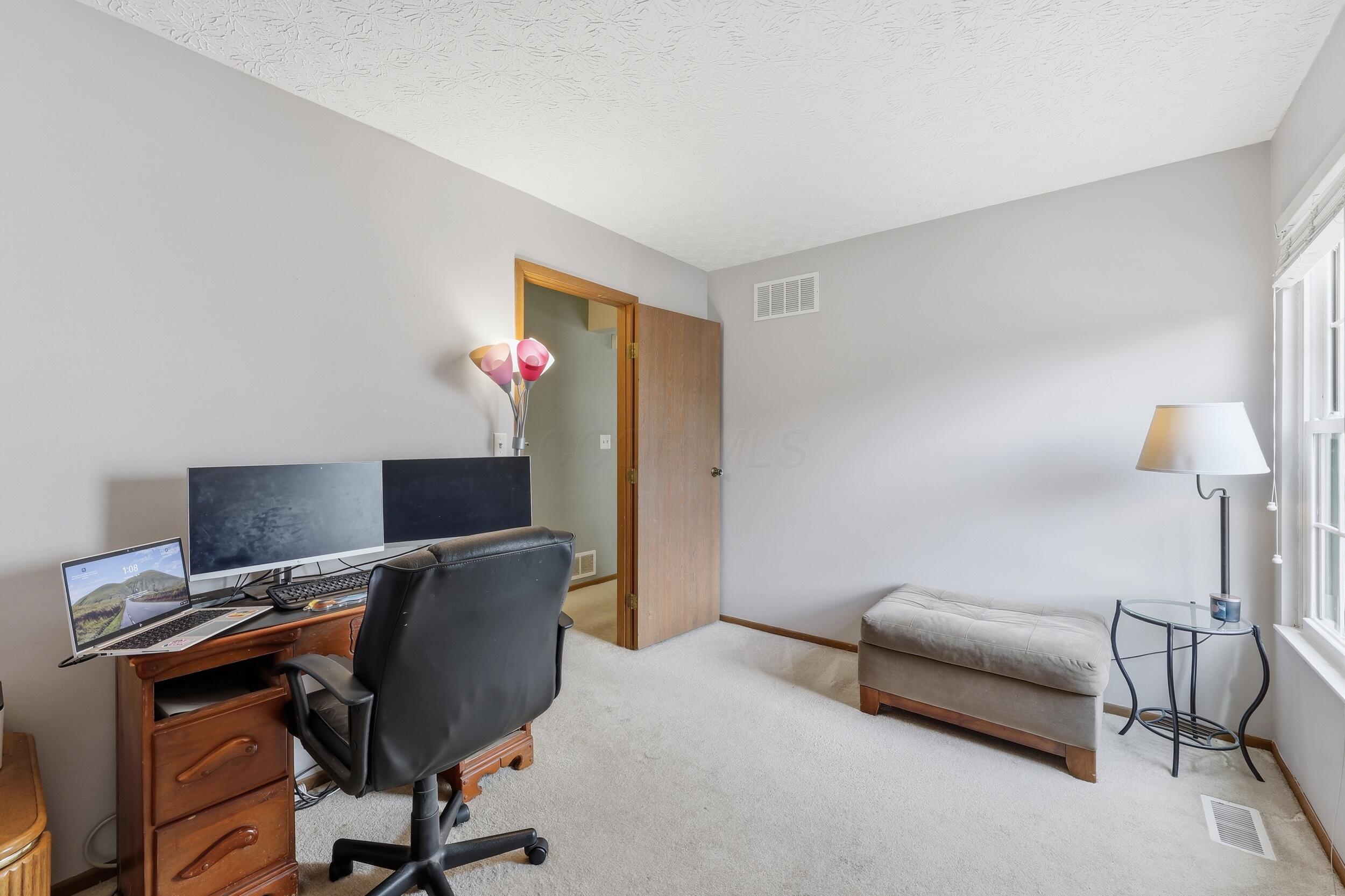 2469 Sawbury Boulevard Property Photo 20