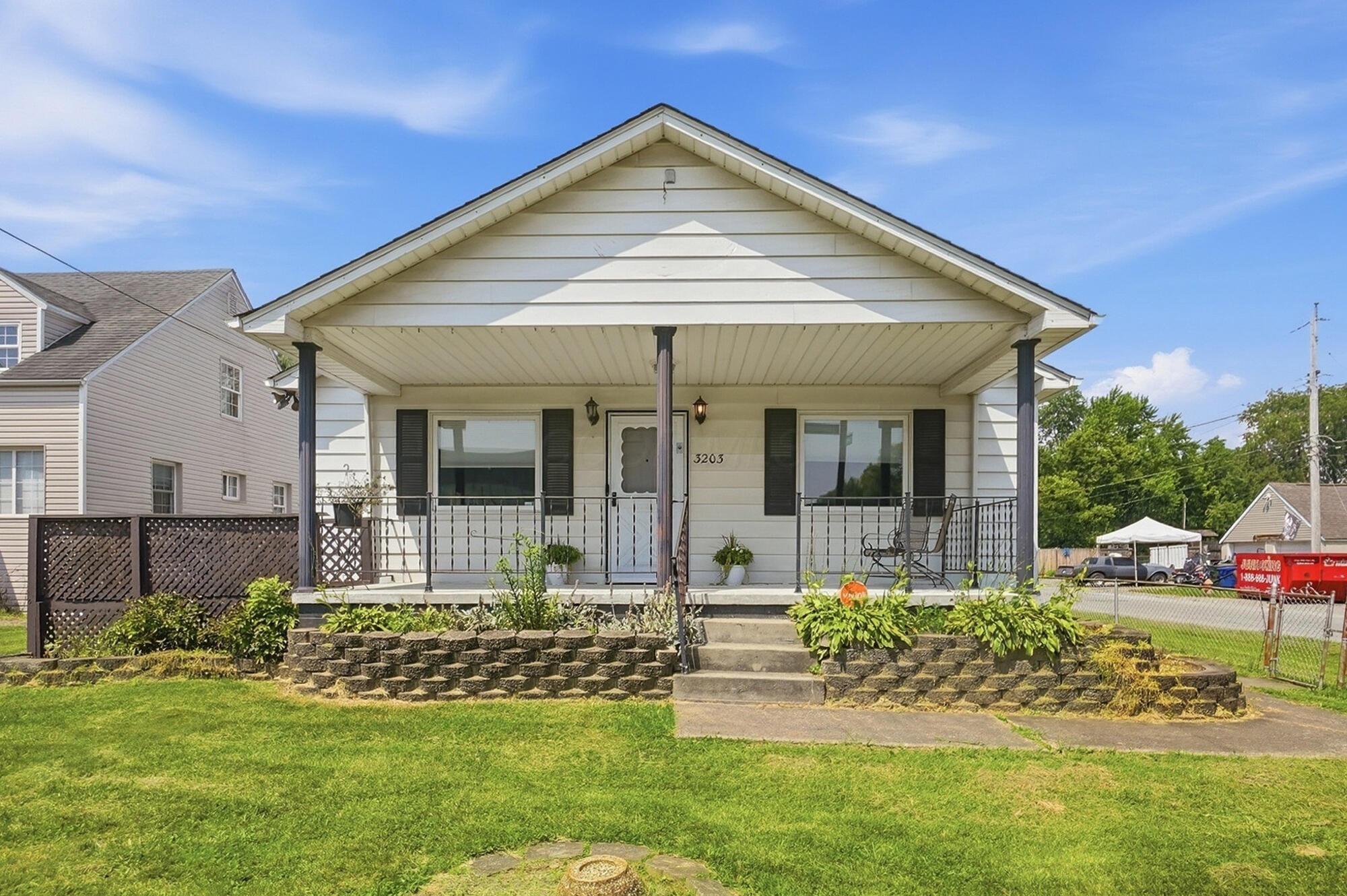 3203 Lockbourne Road Property Photo 1