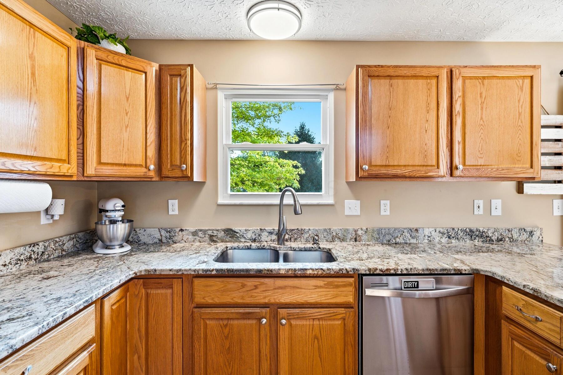 113 Harvard Loop Property Photo 14
