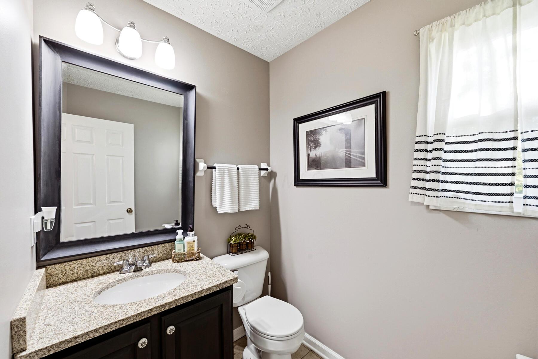 113 Harvard Loop Property Photo 17