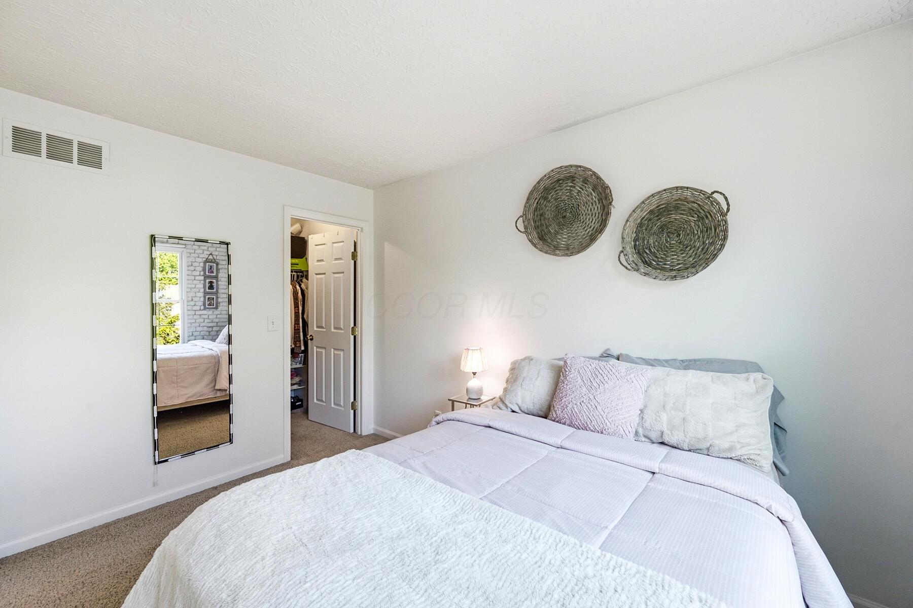 113 Harvard Loop Property Photo 28