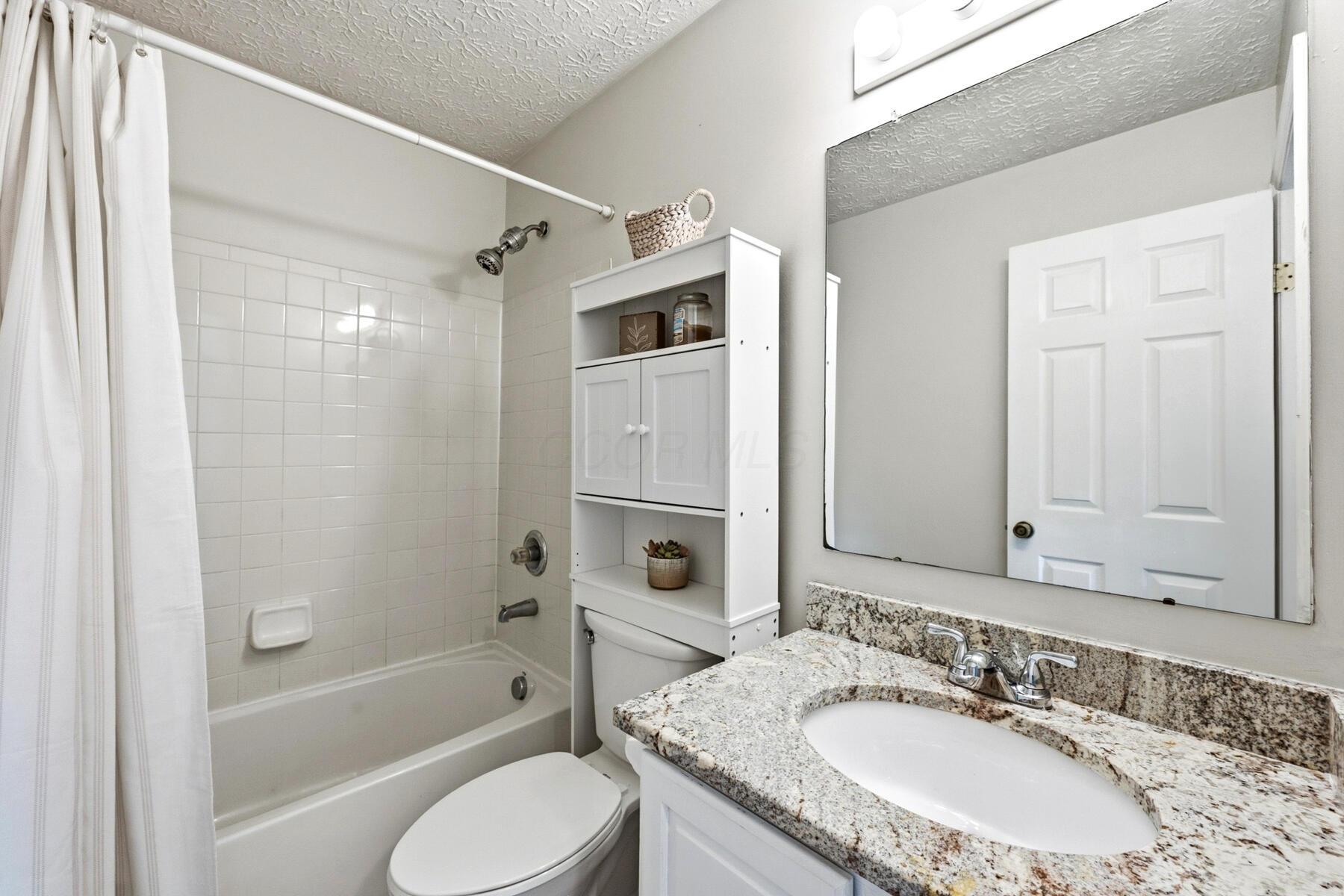 113 Harvard Loop Property Photo 29