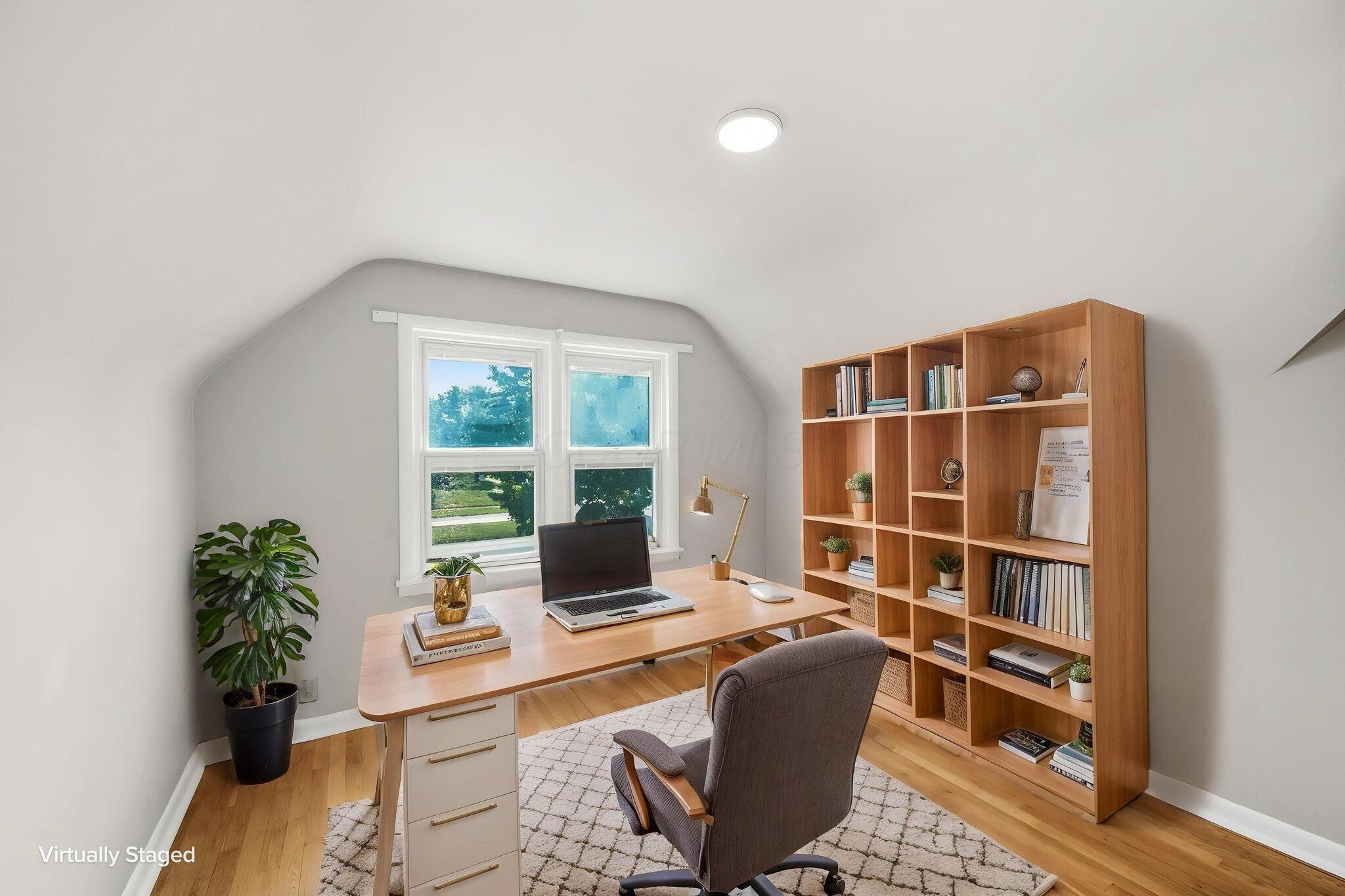 645 Vernon Heights Boulevard Property Photo 9