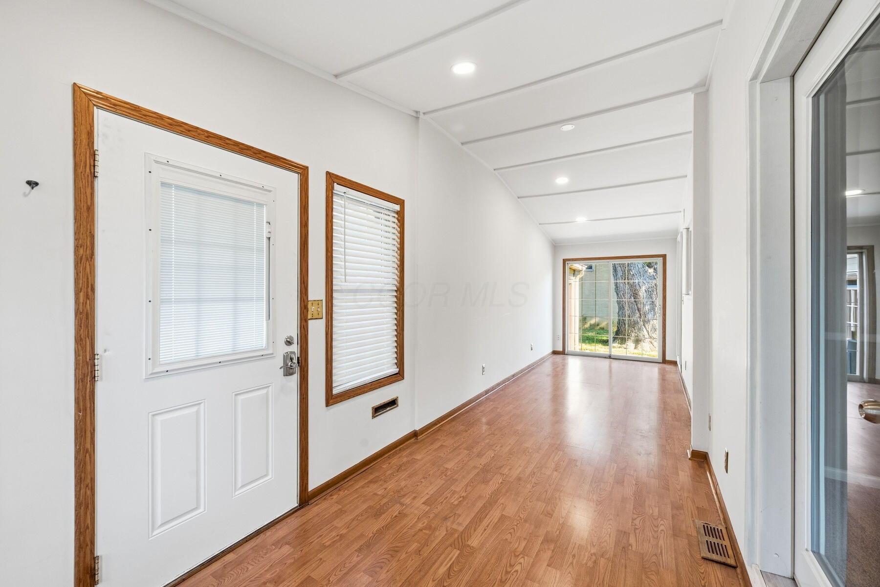645 Vernon Heights Boulevard Property Photo 14
