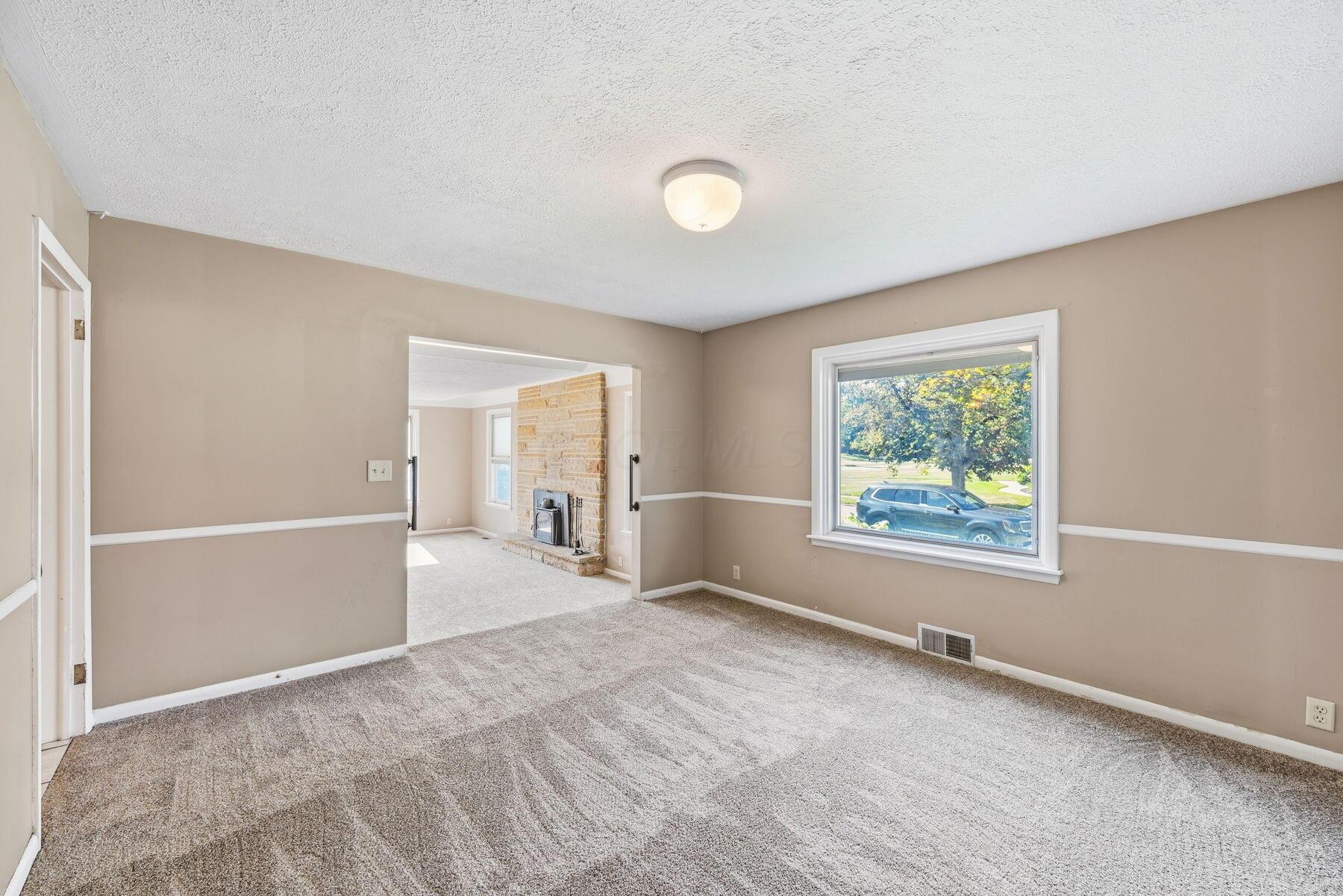 645 Vernon Heights Boulevard Property Photo 15