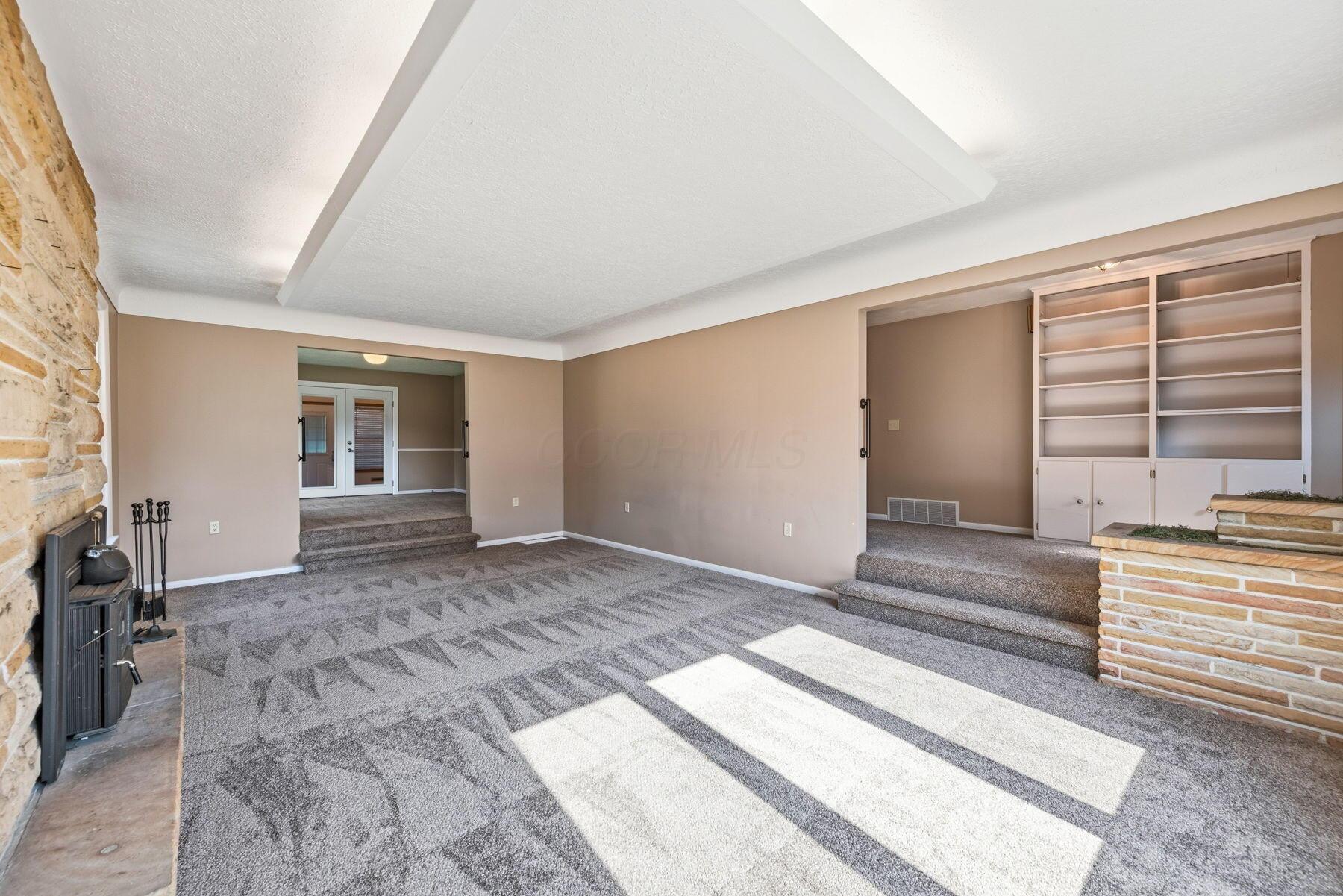 645 Vernon Heights Boulevard Property Photo 22
