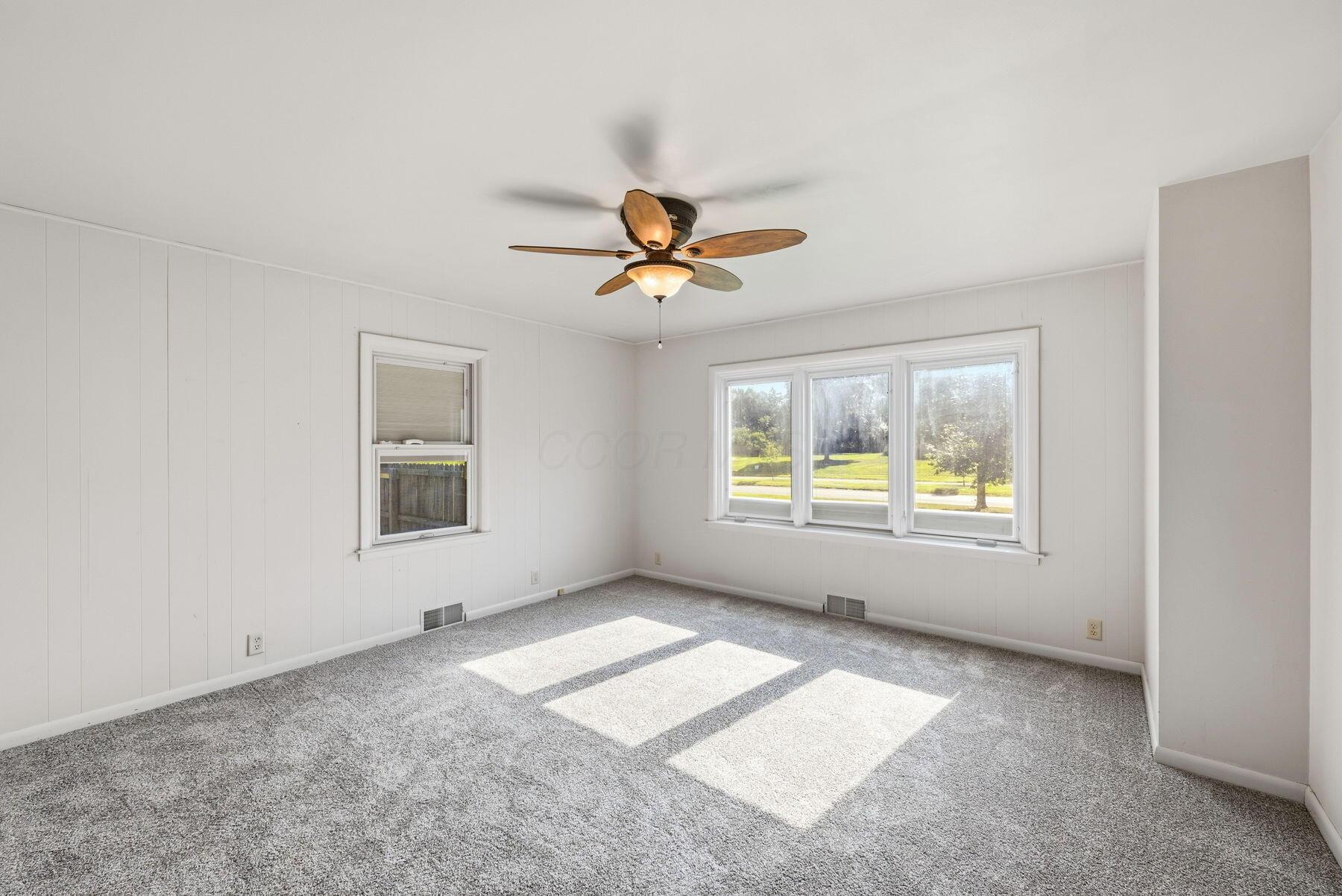 645 Vernon Heights Boulevard Property Photo 29