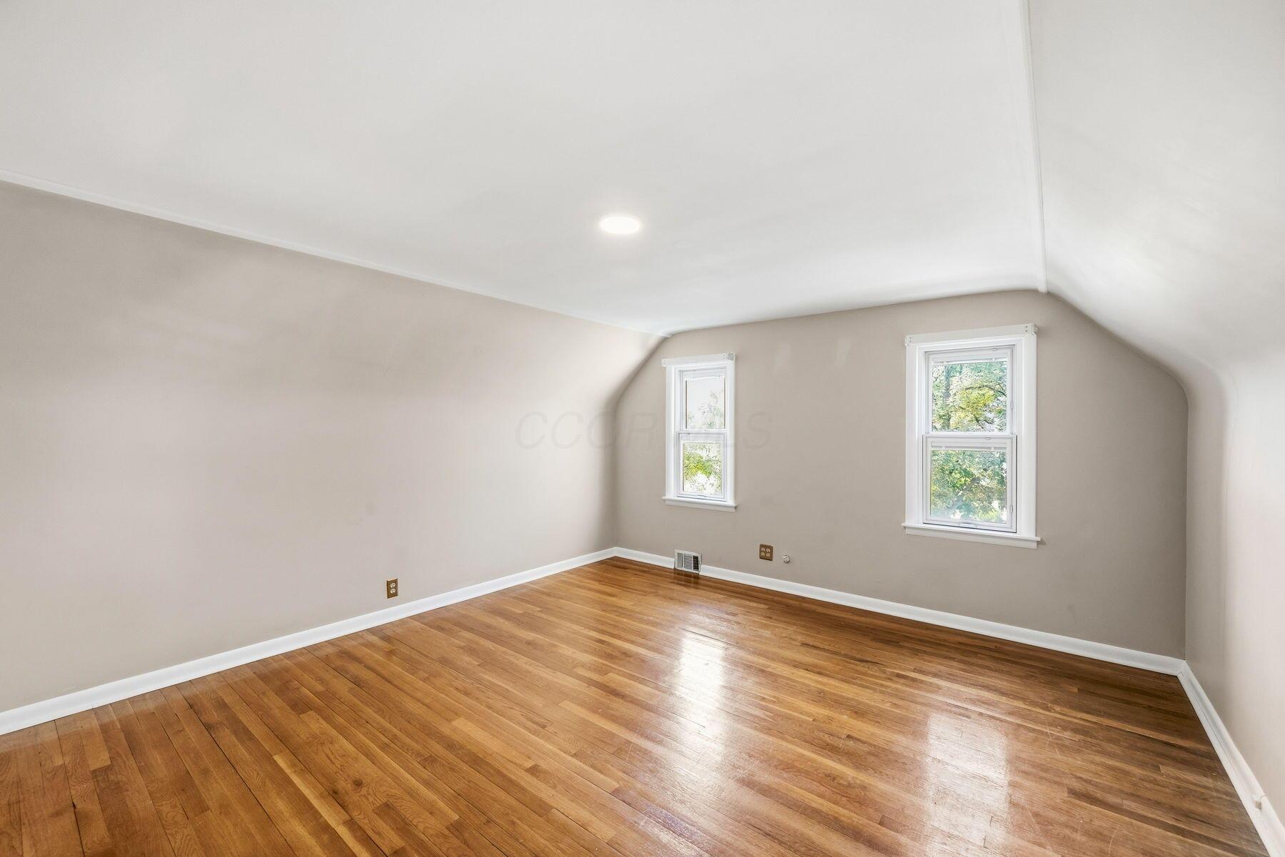 645 Vernon Heights Boulevard Property Photo 36