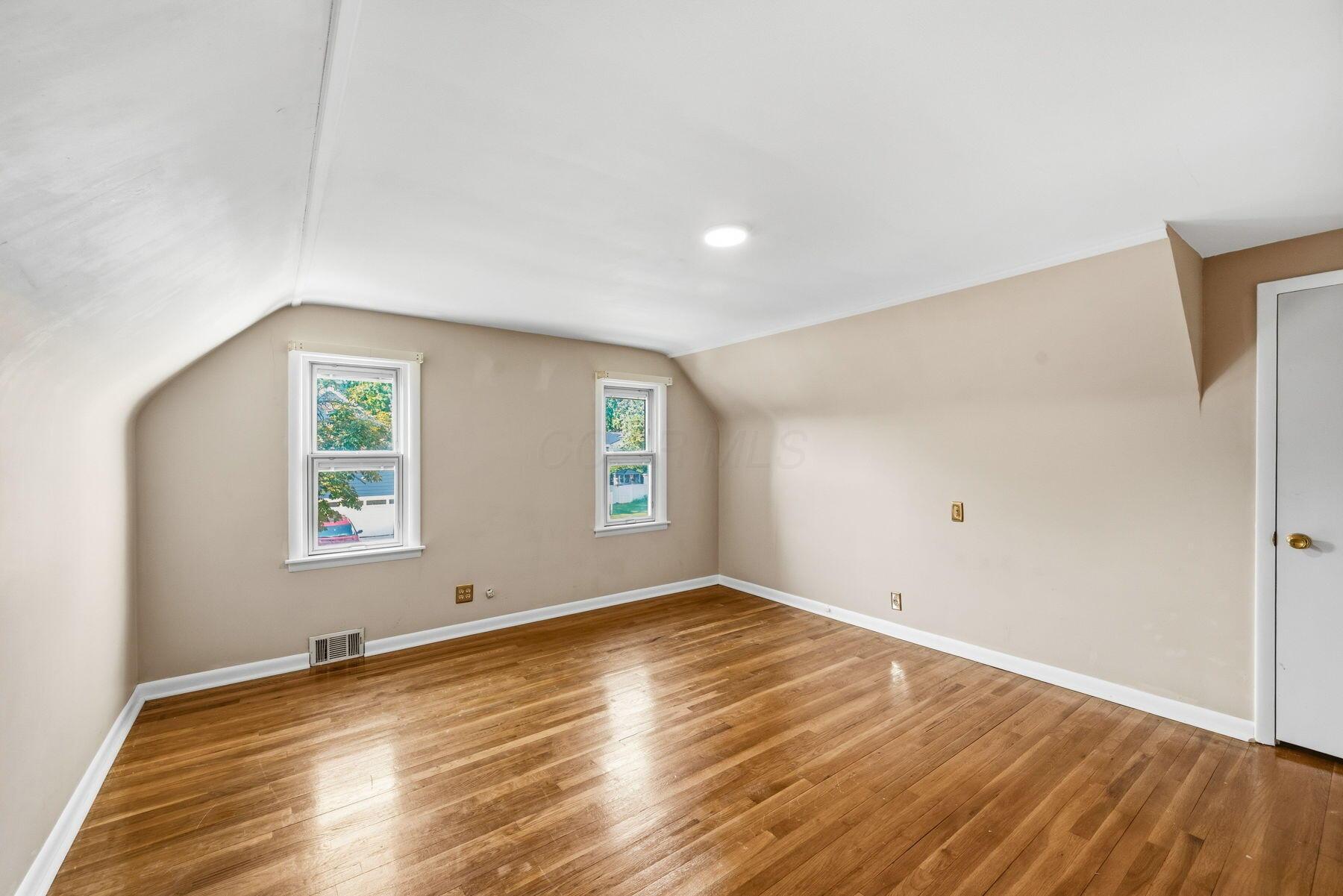 645 Vernon Heights Boulevard Property Photo 41