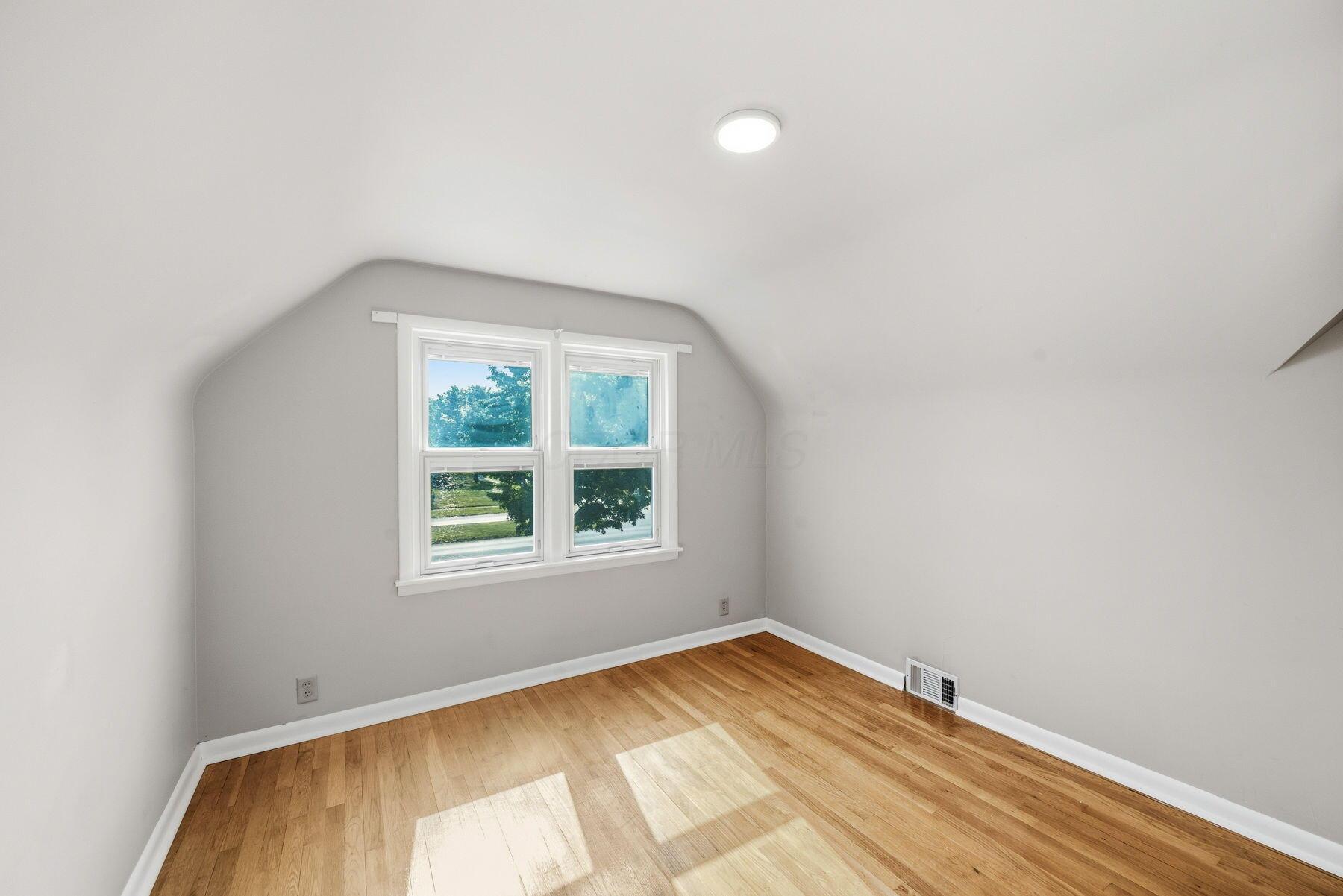 645 Vernon Heights Boulevard Property Photo 49