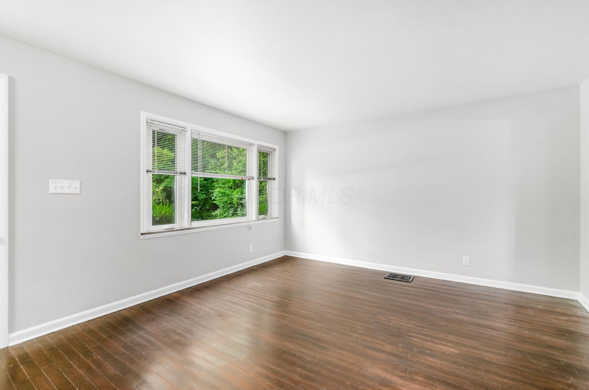 712 Overbrook Drive, 1c Property Photo 6