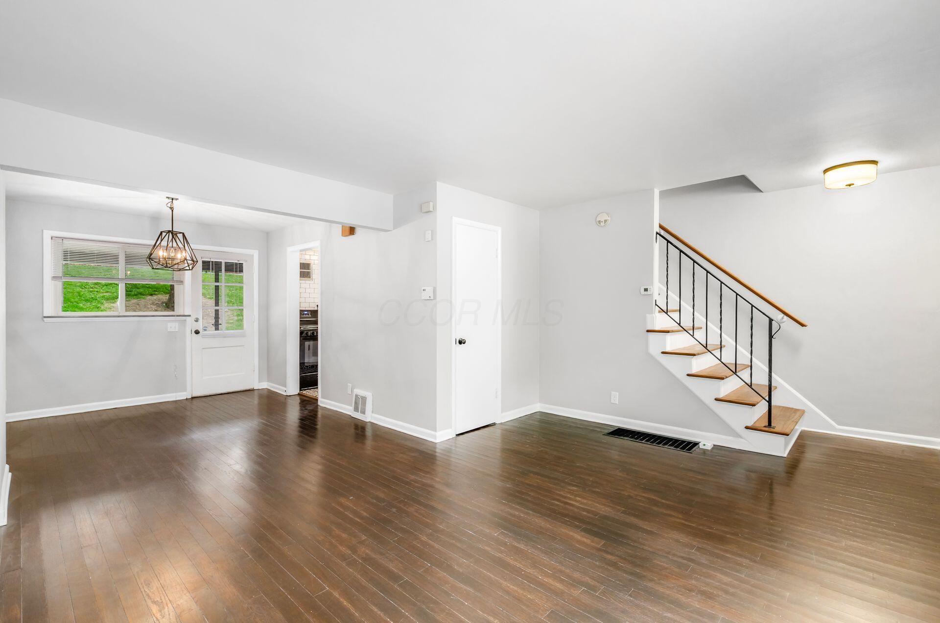 712 Overbrook Drive, 1c Property Photo 9