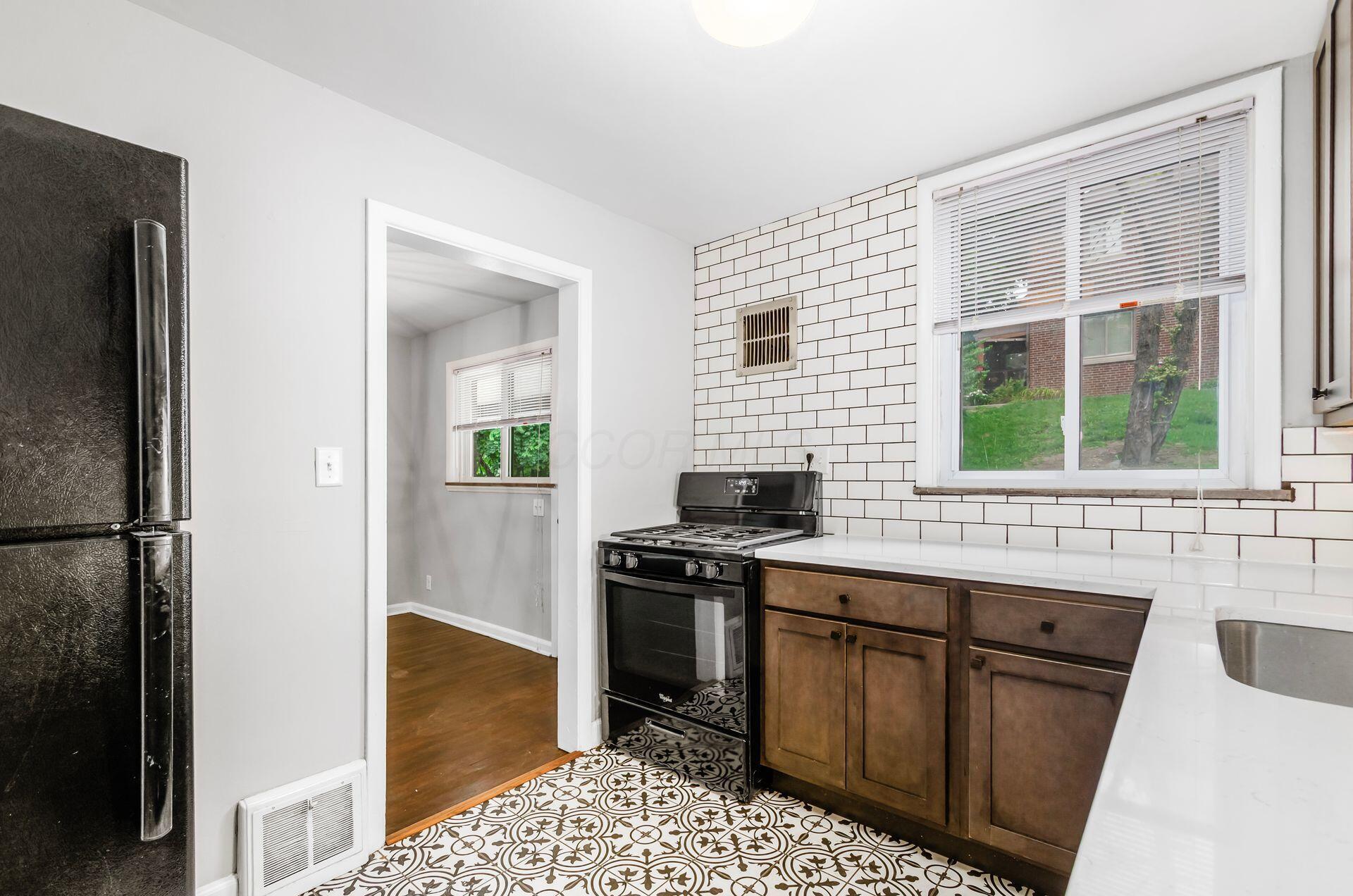 712 Overbrook Drive, 1c Property Photo 19