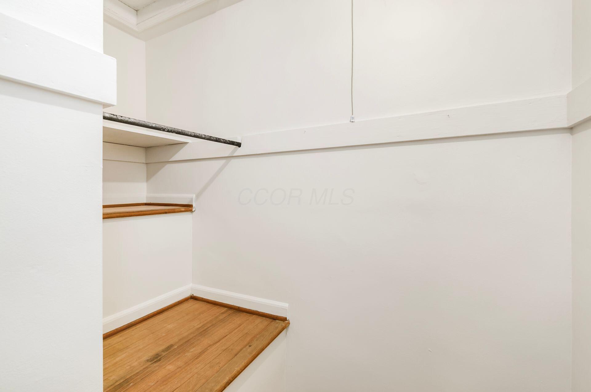 712 Overbrook Drive, 1c Property Photo 30