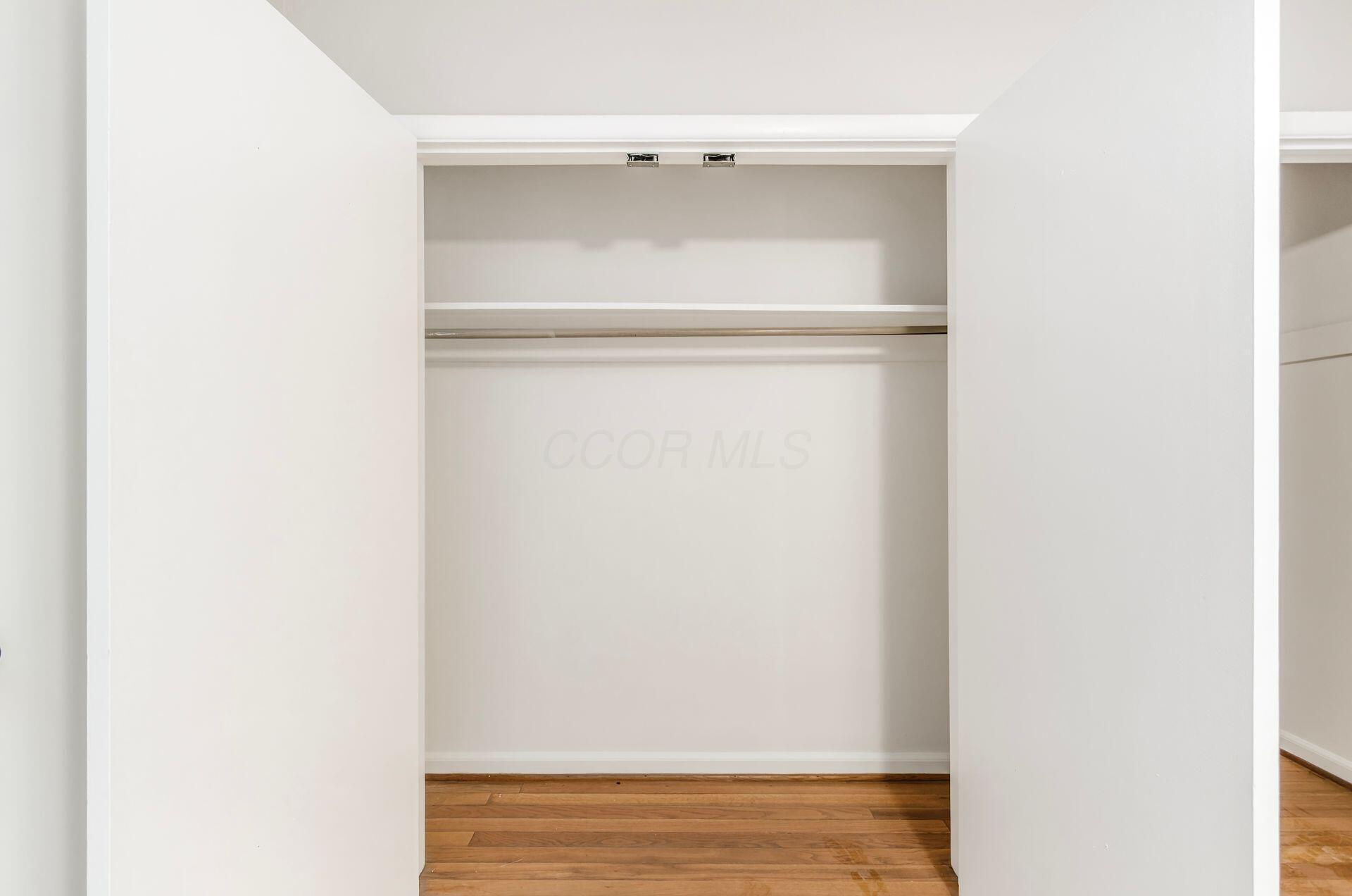 712 Overbrook Drive, 1c Property Photo 31