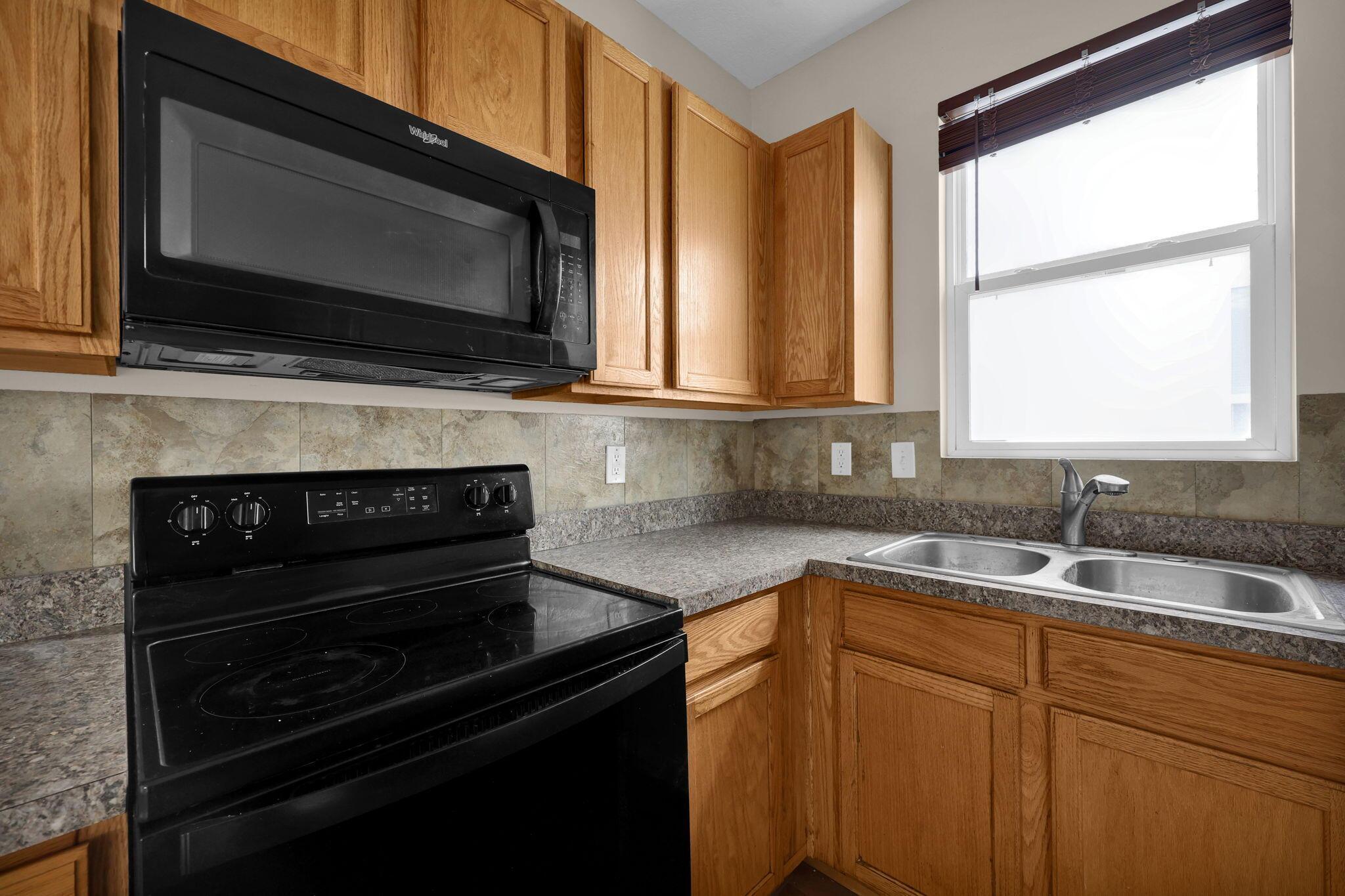 73 Glenridge Drive Property Photo 15