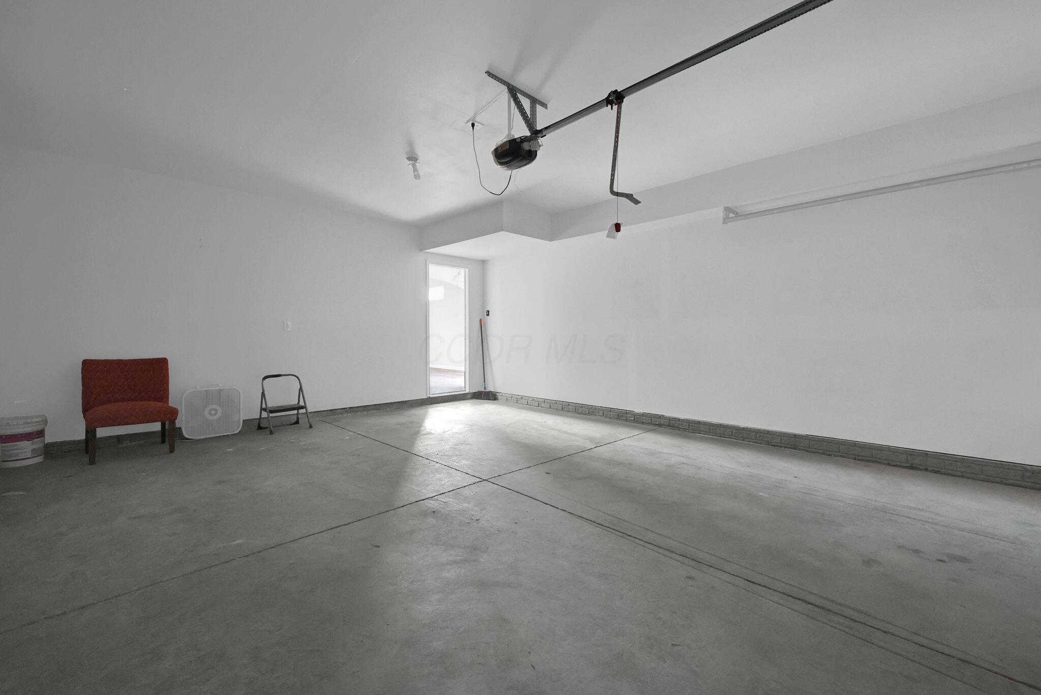73 Glenridge Drive Property Photo 30