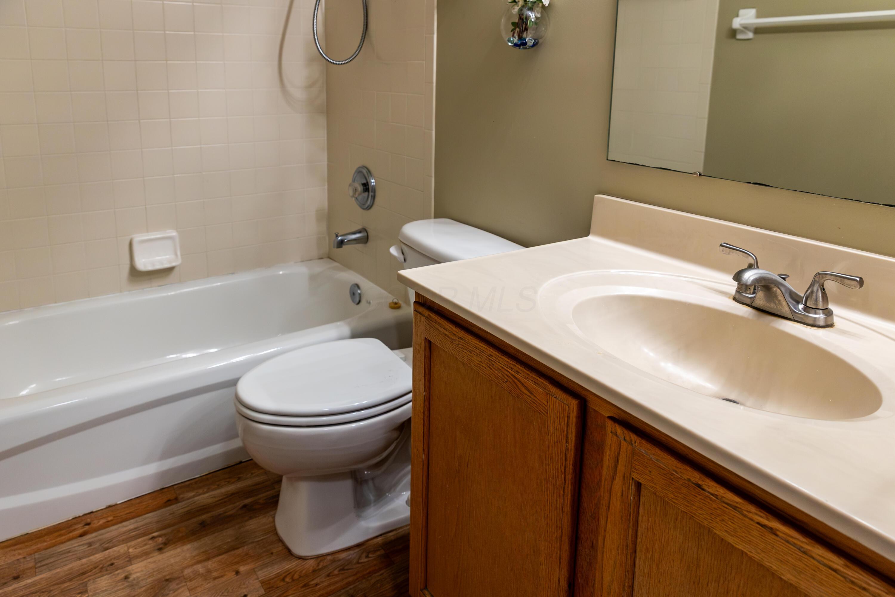 5727 Silver Spurs Lane Property Photo 26