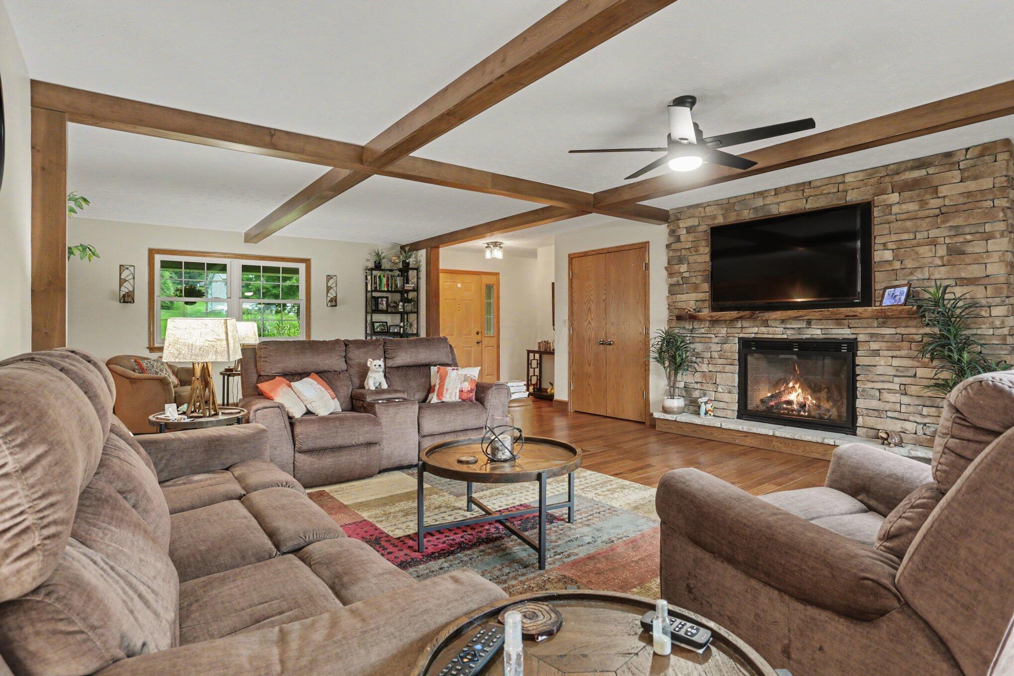 922 Fairway Drive Property Photo 12