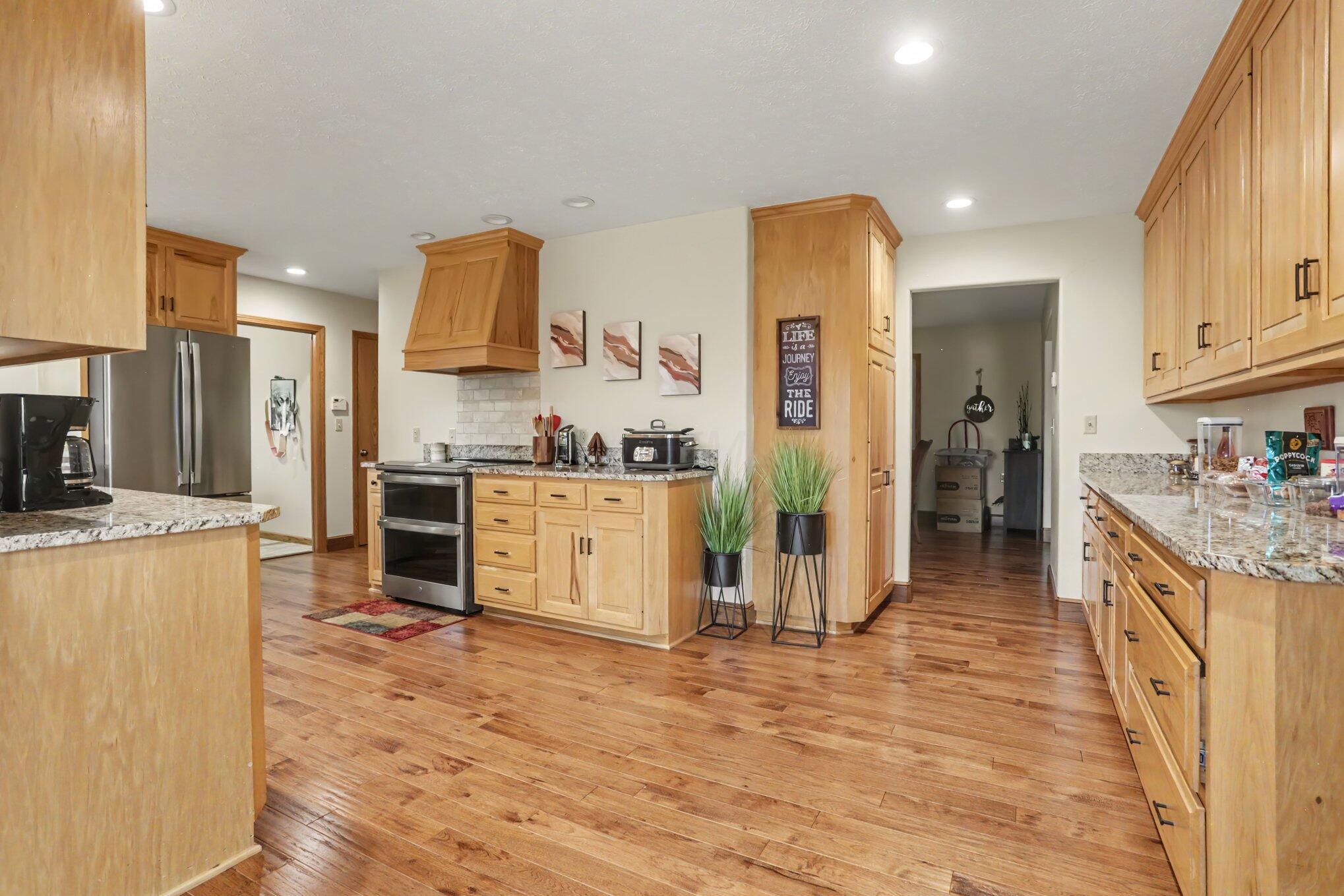 922 Fairway Drive Property Photo 19