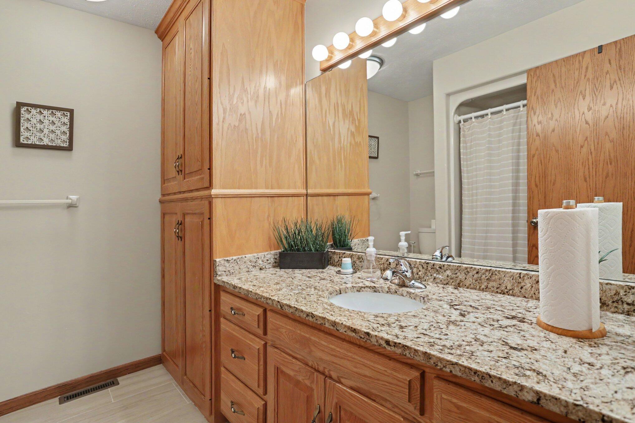 922 Fairway Drive Property Photo 34