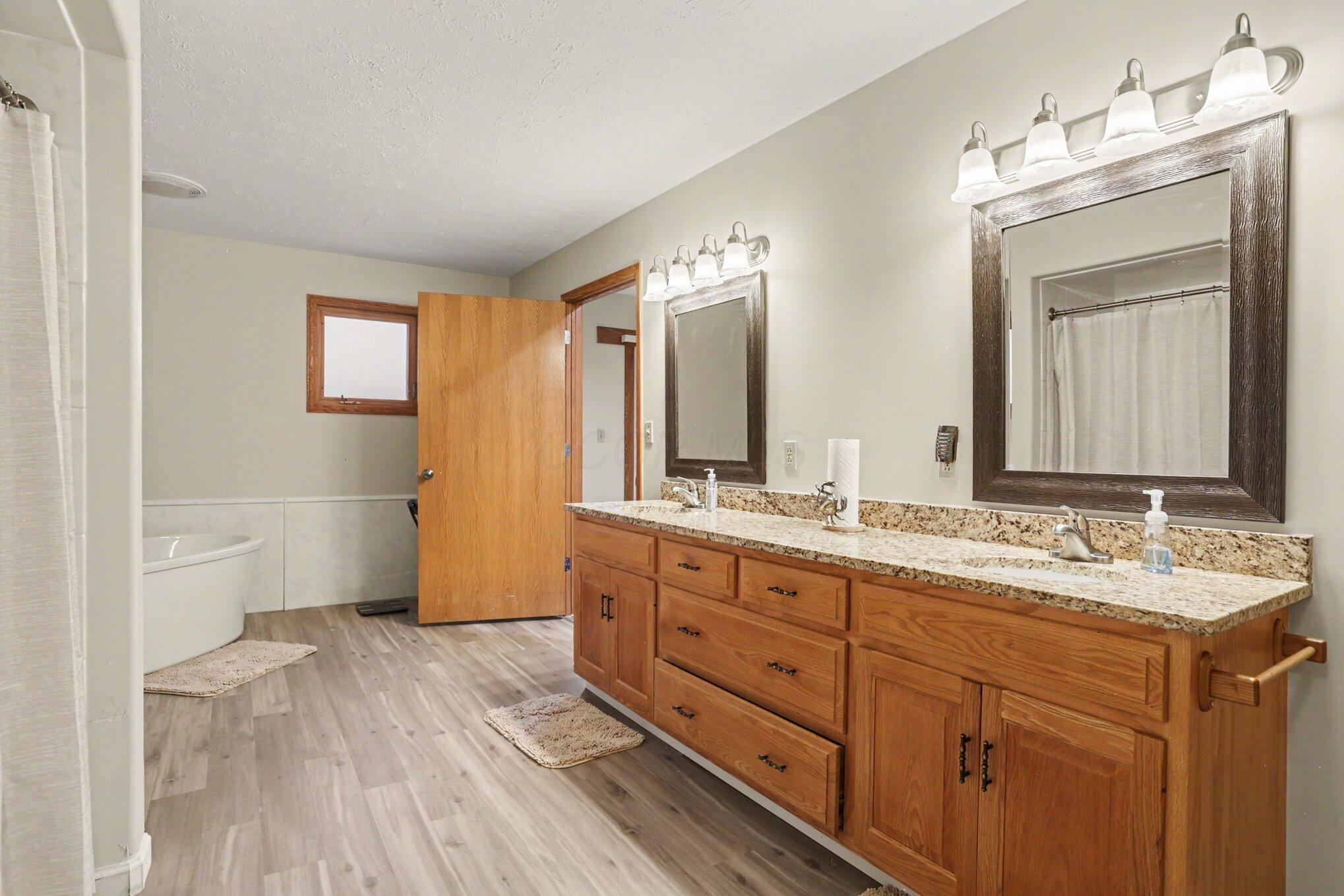 922 Fairway Drive Property Photo 38