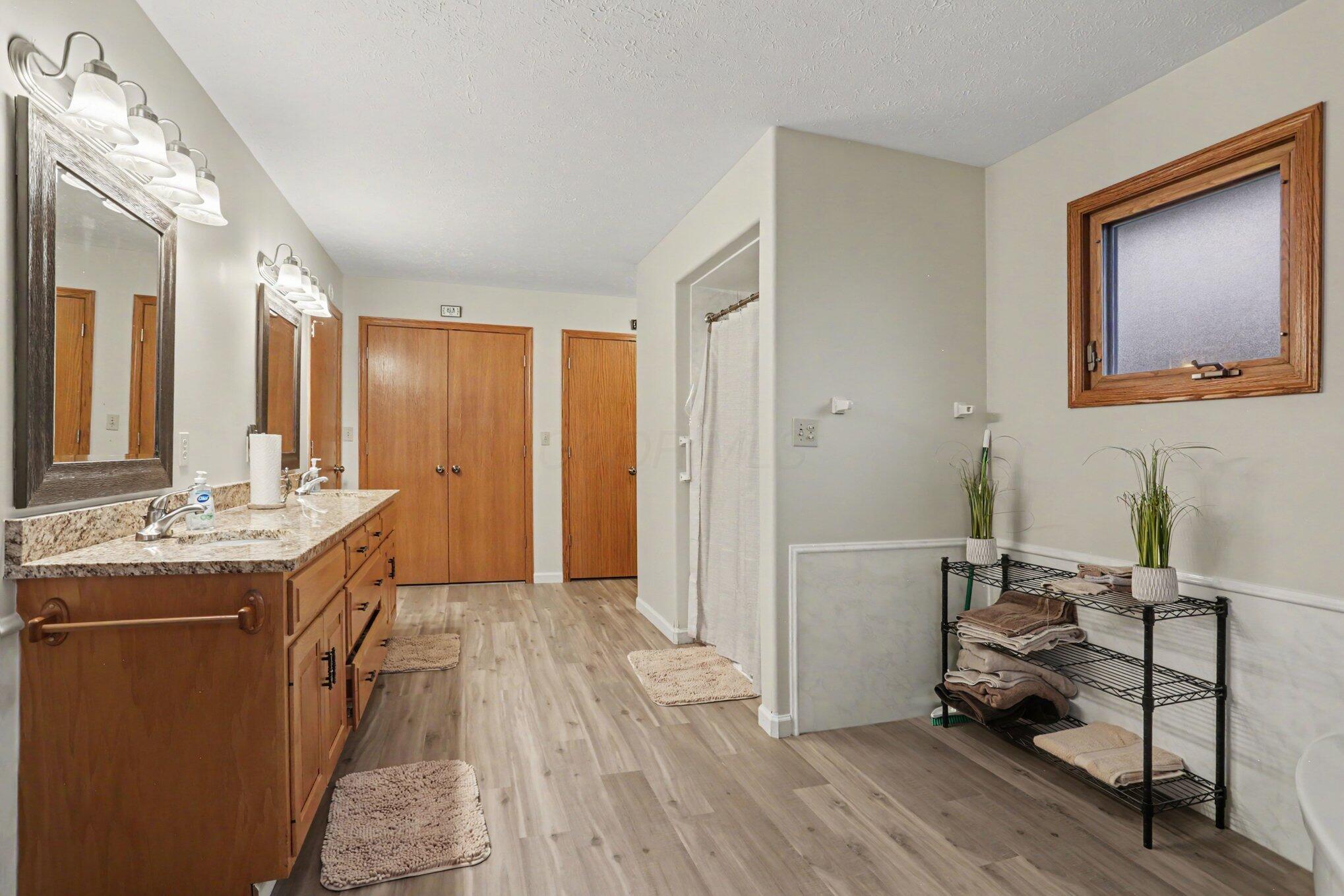 922 Fairway Drive Property Photo 40