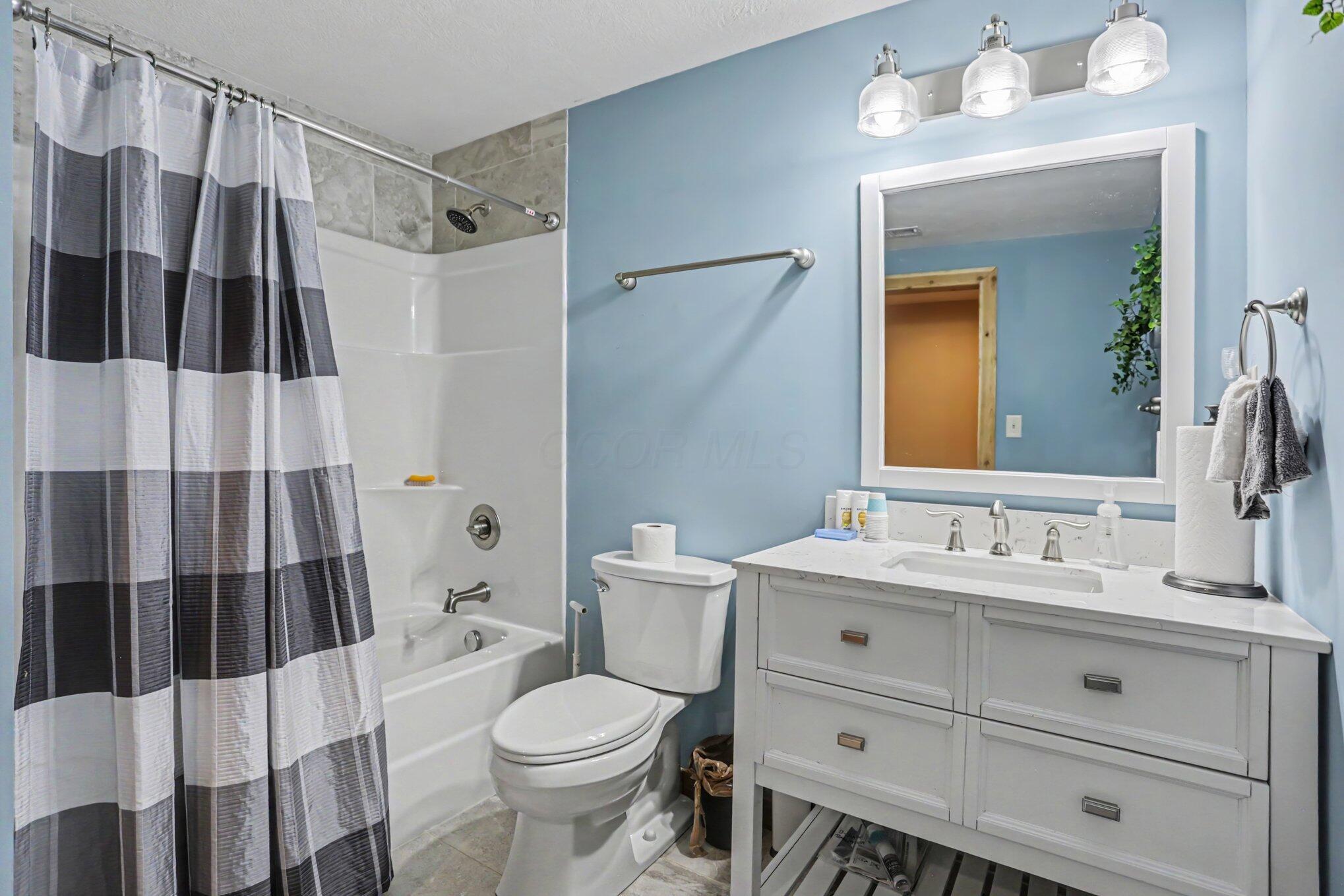 922 Fairway Drive Property Photo 48