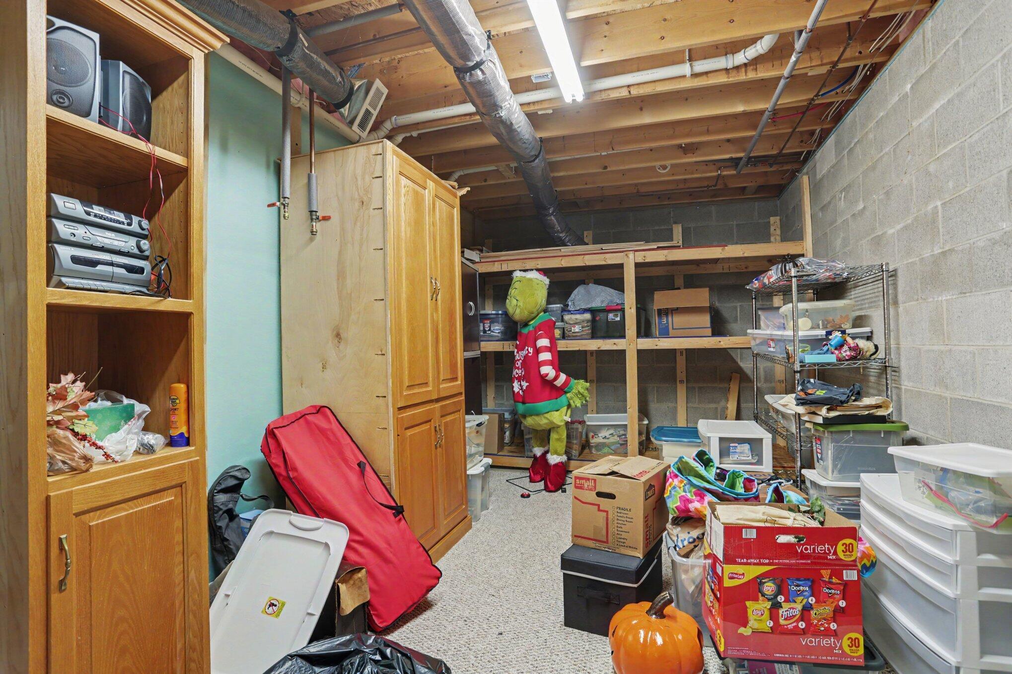 922 Fairway Drive Property Photo 53
