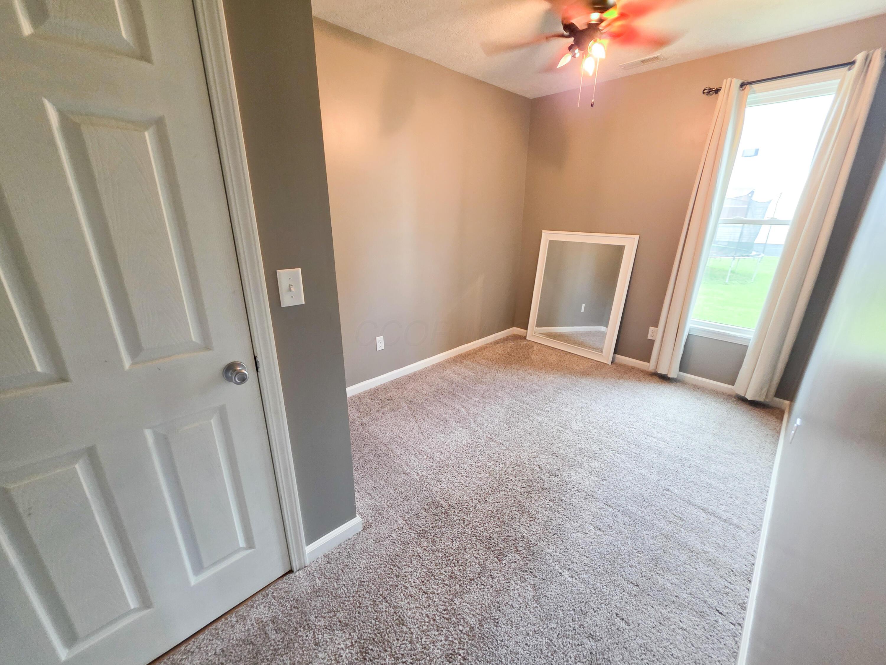 331 Oak Street Property Photo 8