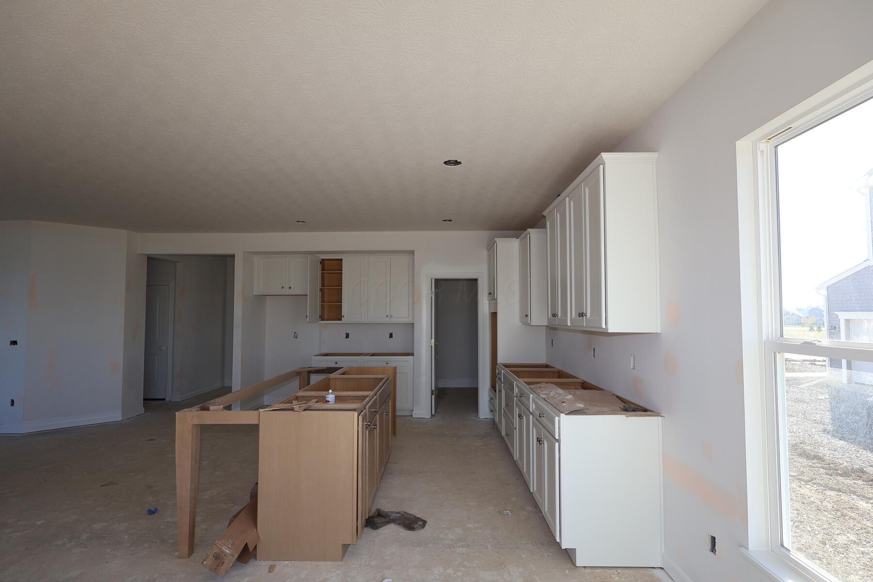 1556 Pieper Lane Property Photo 4