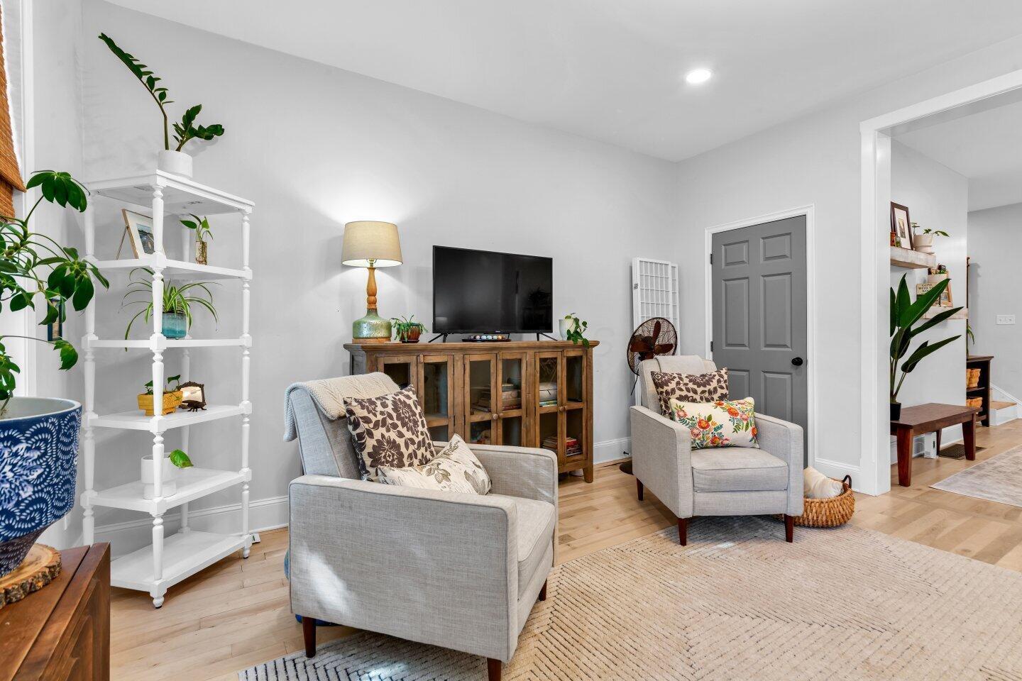 80 Hanford Street Property Photo 10