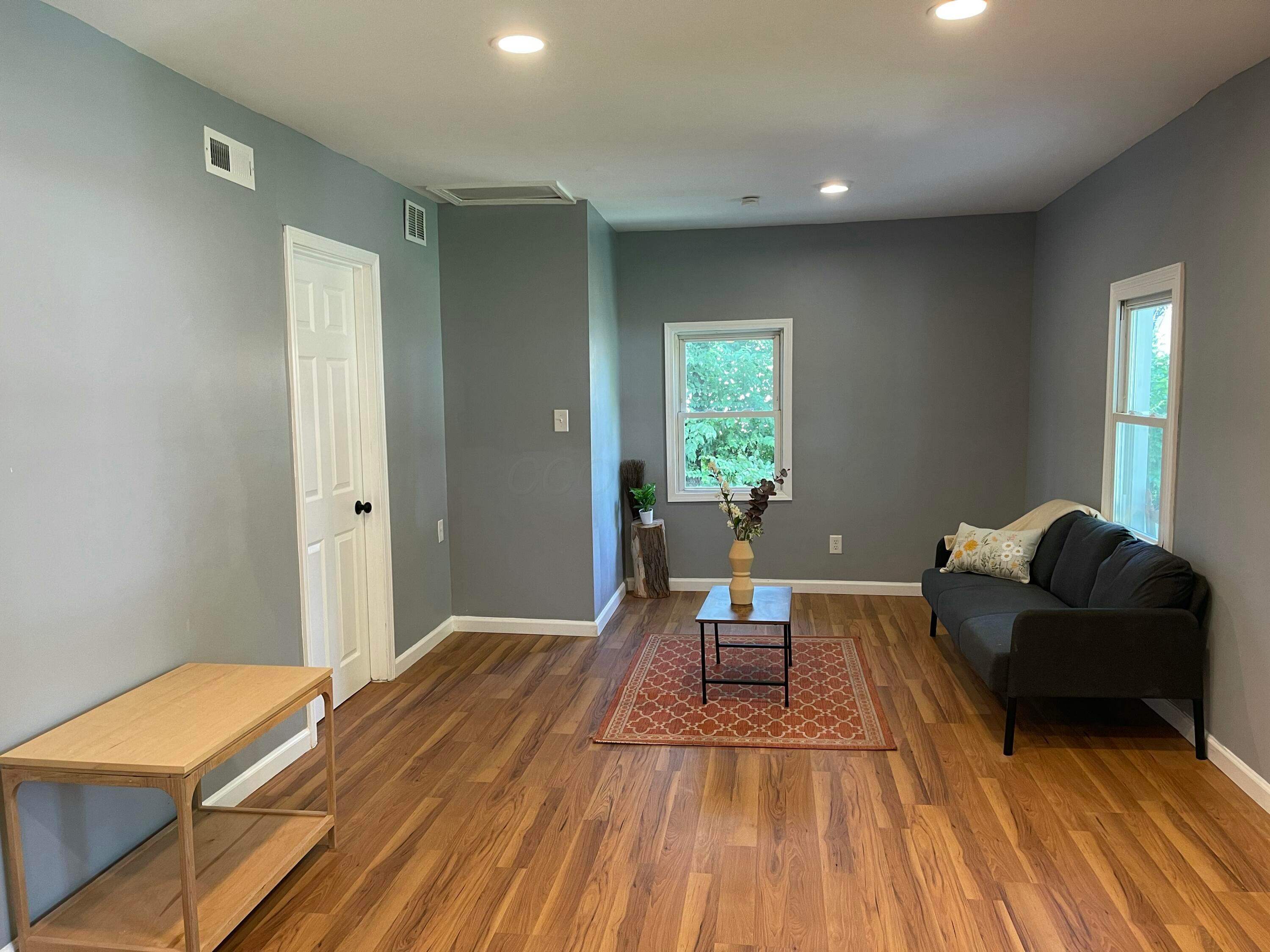 2173 Lexington Avenue Property Photo 6
