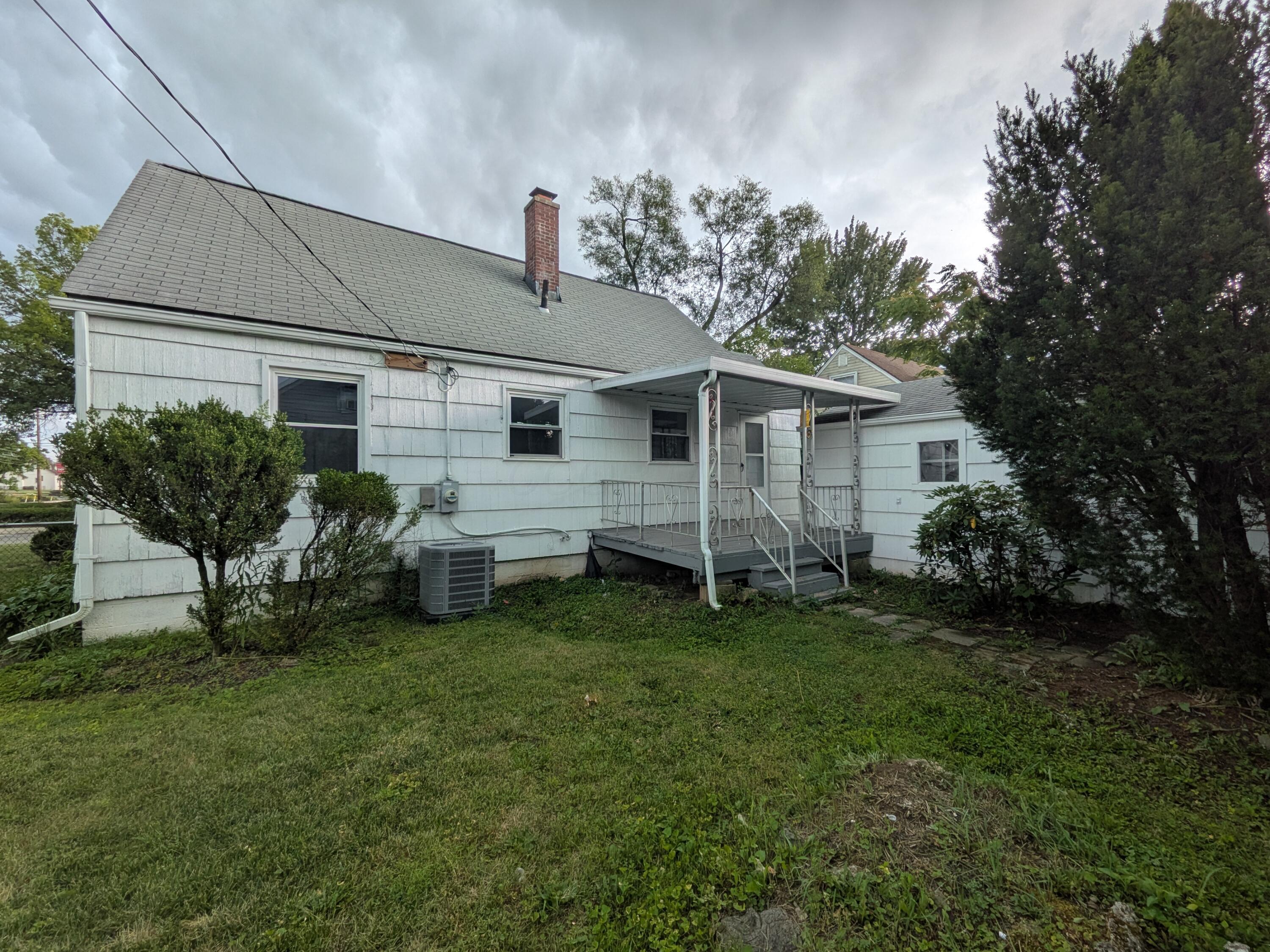 3205 Hamilton Avenue Property Photo 3