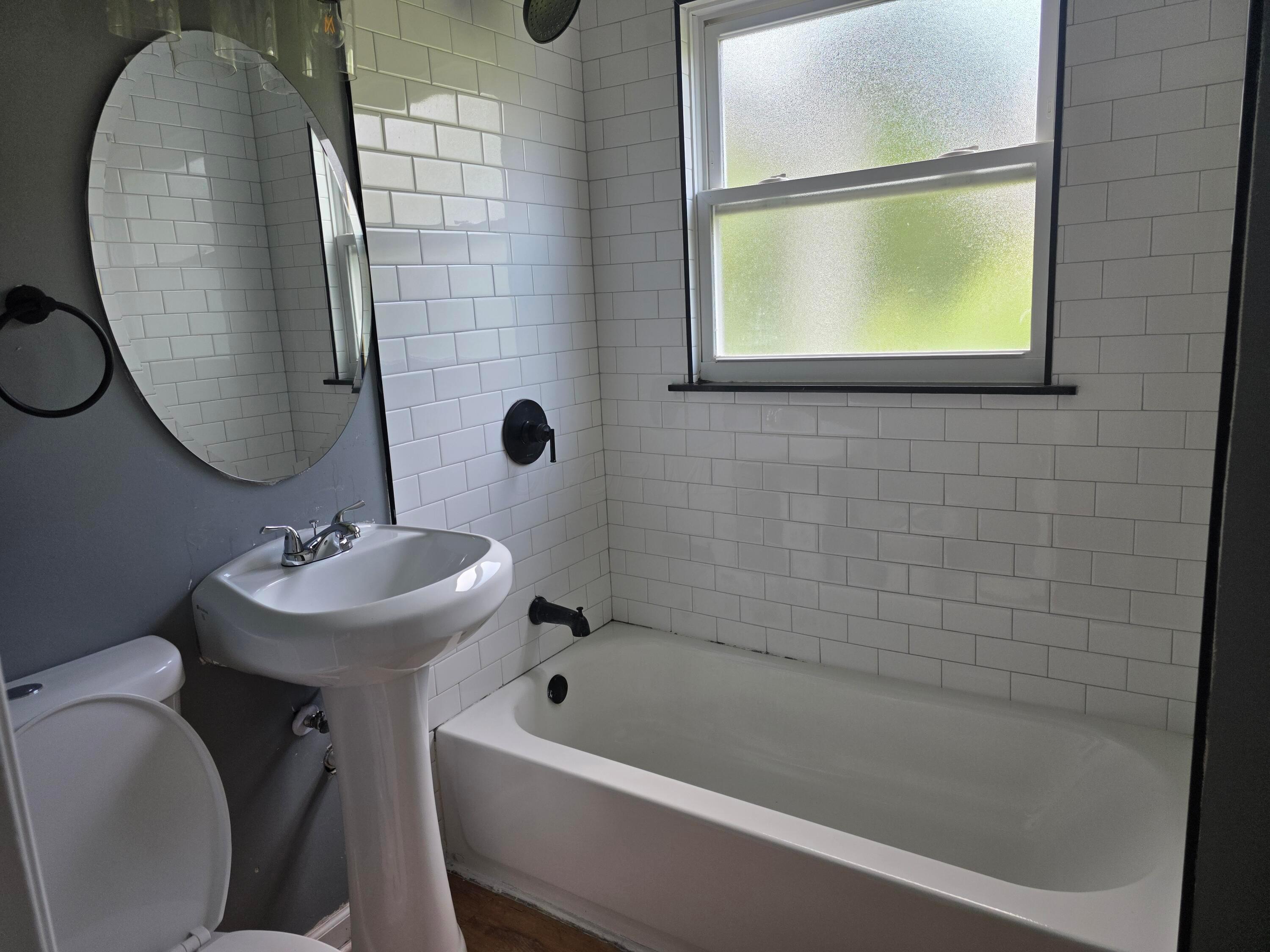 3205 Hamilton Avenue Property Photo 9