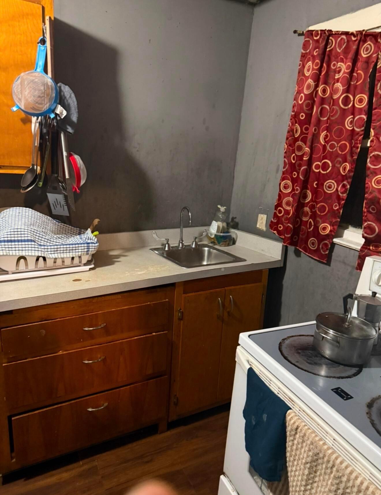 1897 Denune Avenue Property Photo 2