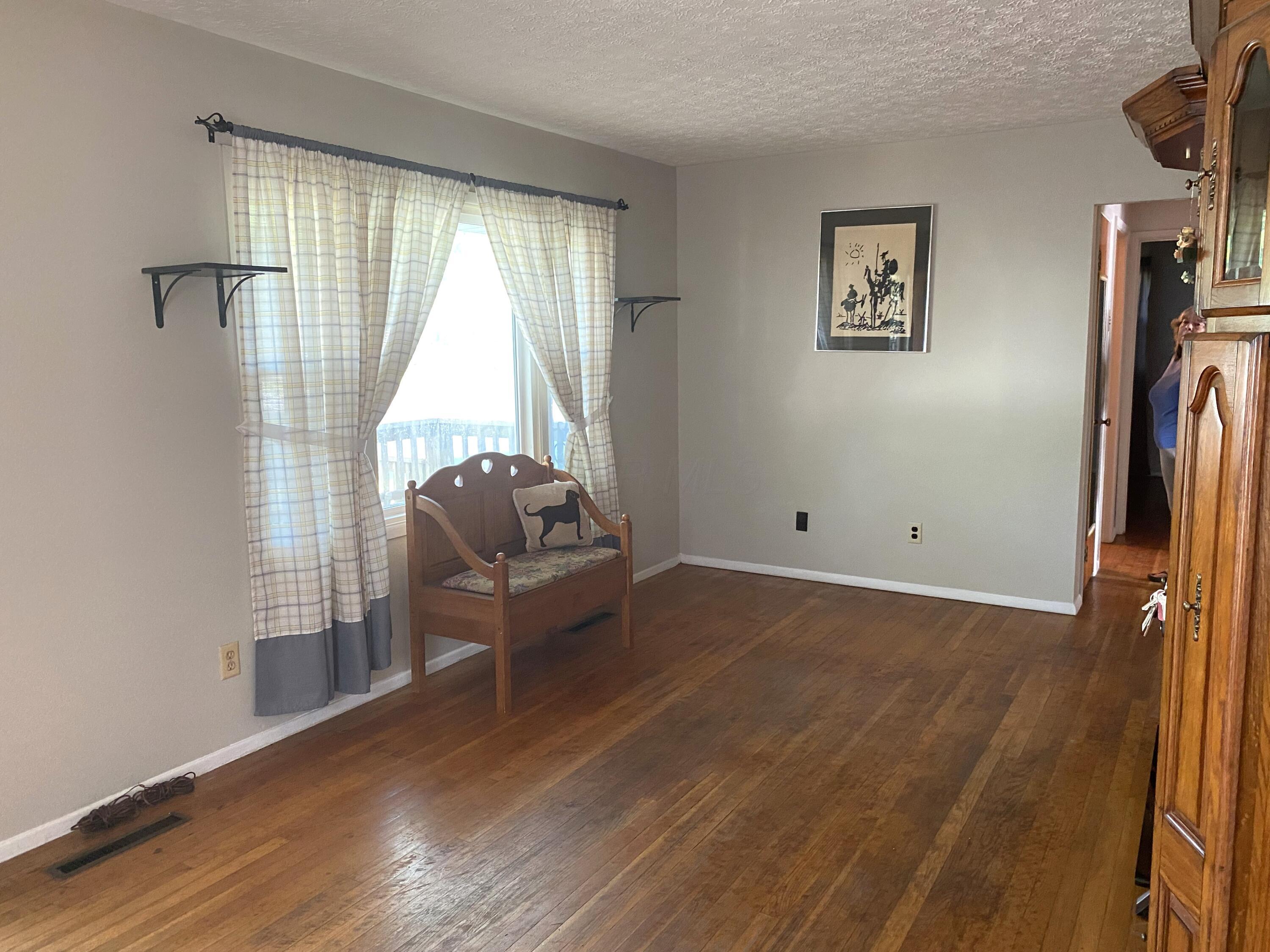 1198 Marble Drive Property Photo 3