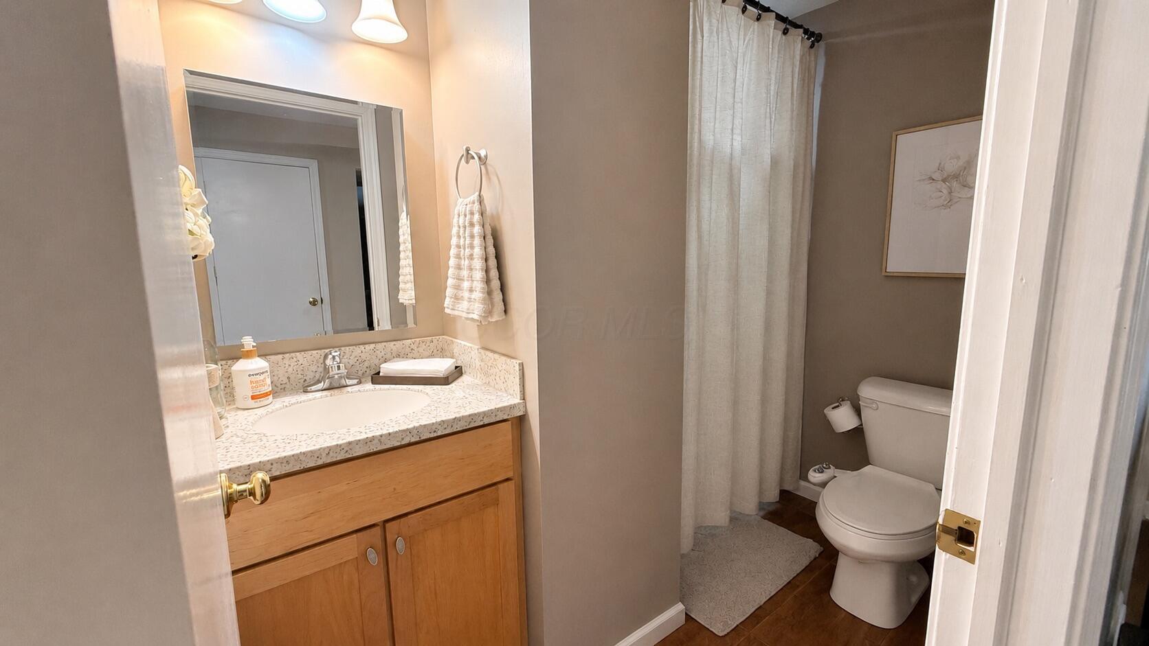 300 Heather Lane Property Photo 15