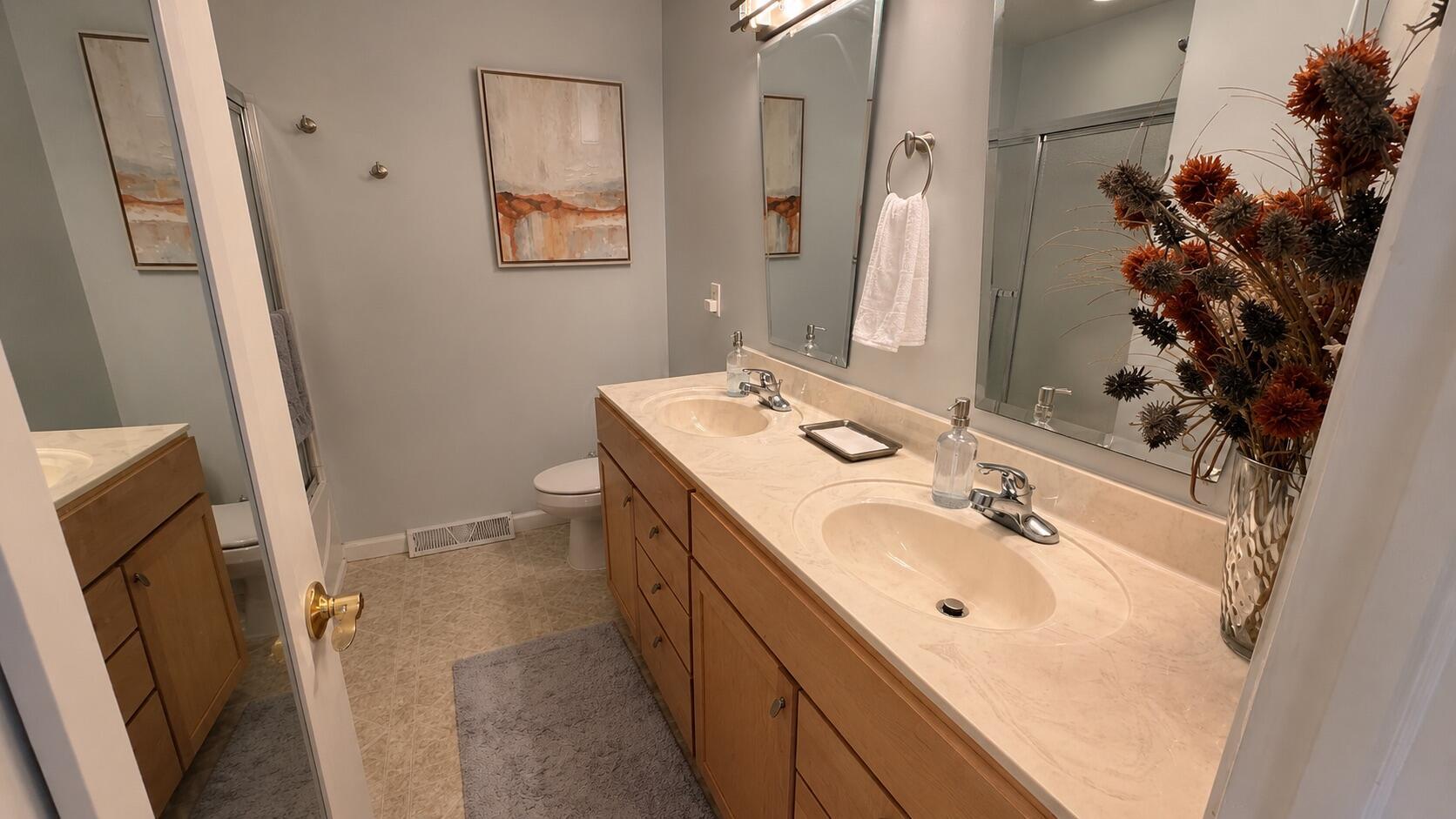 300 Heather Lane Property Photo 22