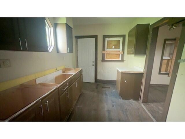 244 S Harris Avenue Property Photo 6
