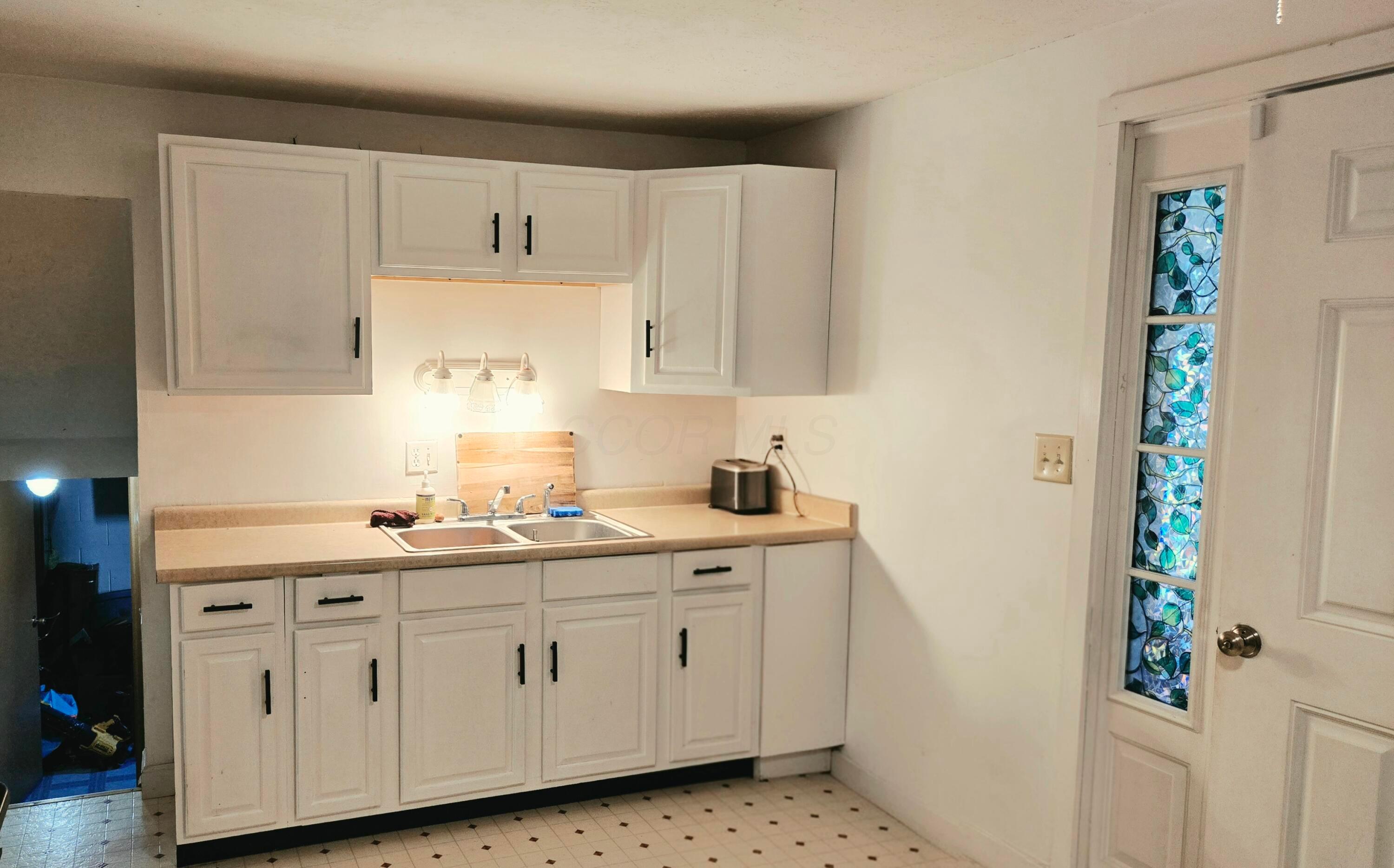 3863 Edendale Road Property Photo 6