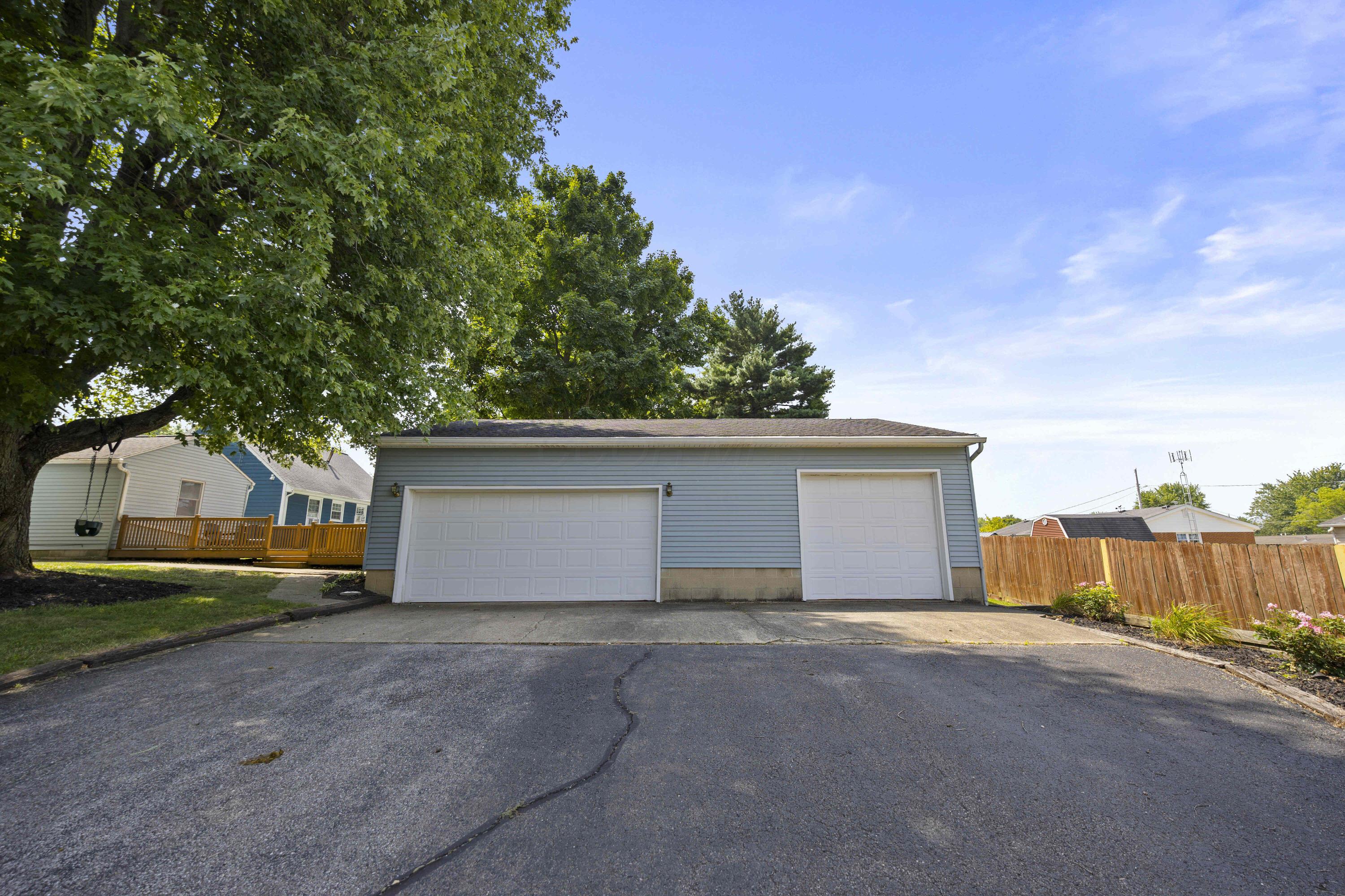 473 N Delaware Street Property Photo 45