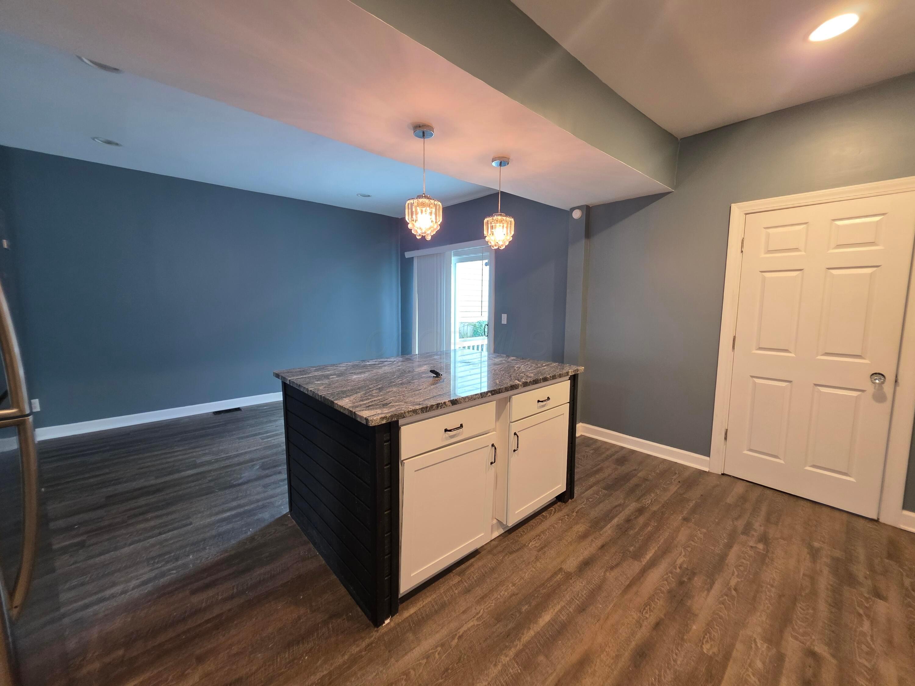 297 Johnson Street Property Photo 6