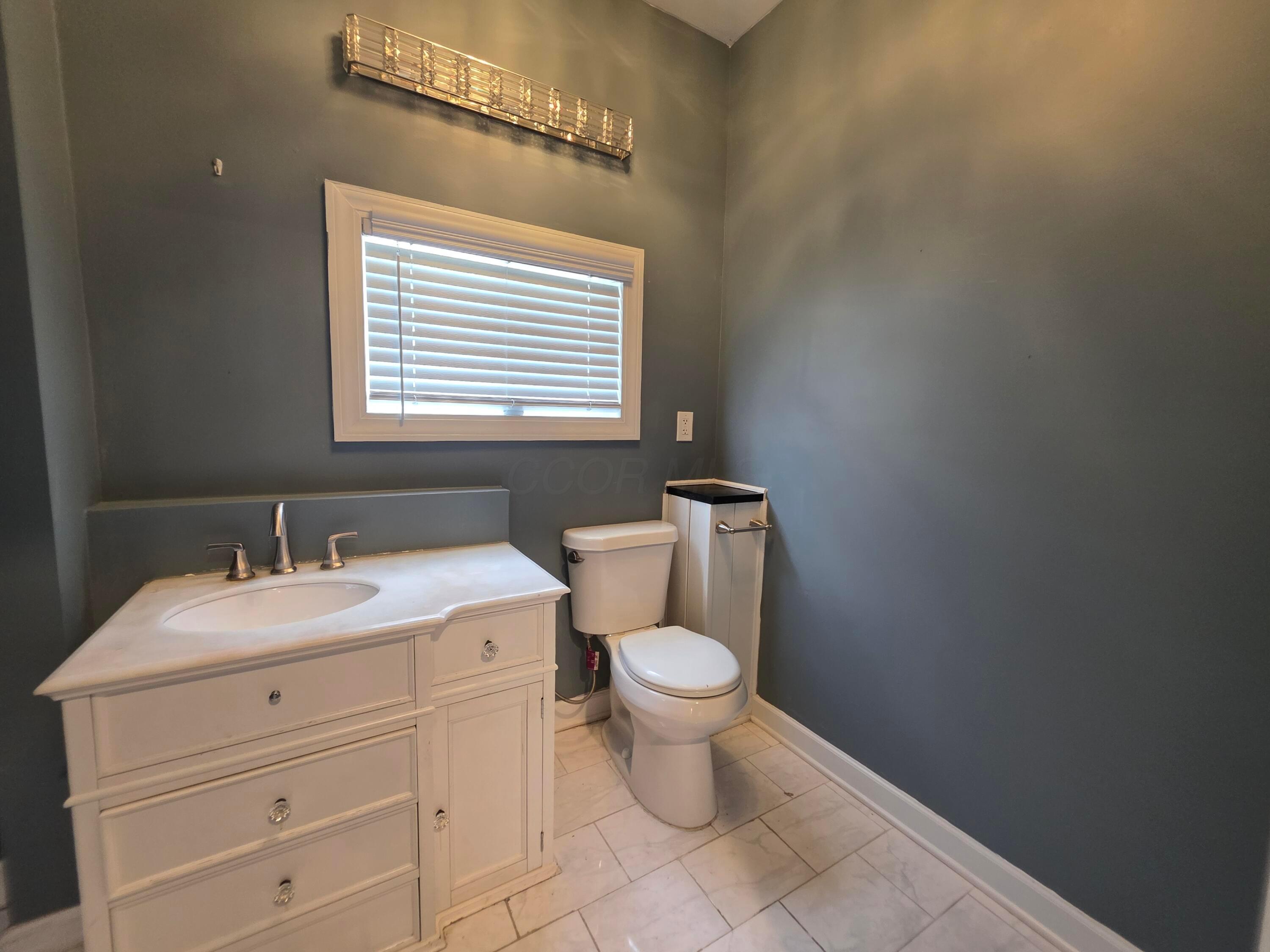 297 Johnson Street Property Photo 8