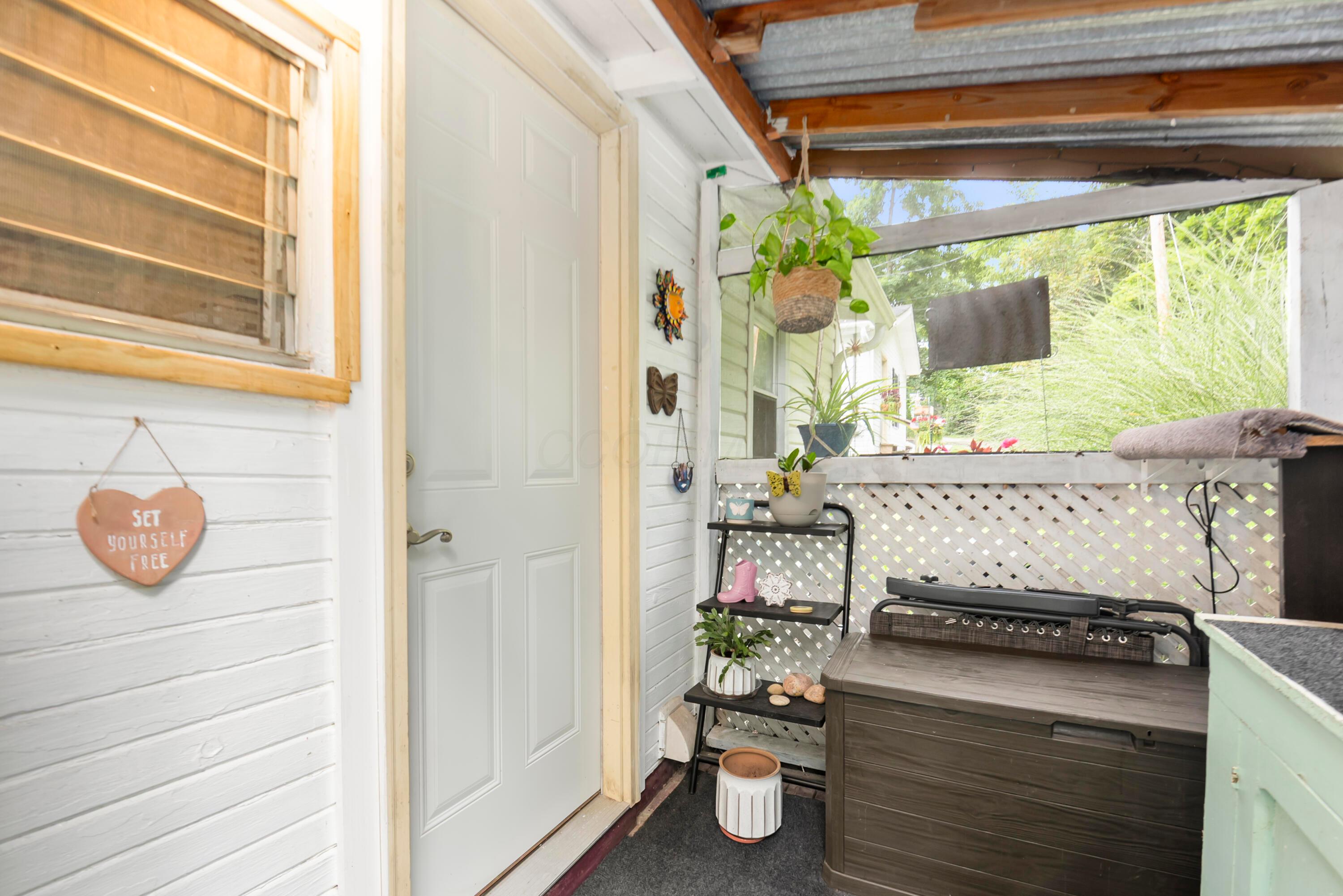 290 14th Street Property Photo 23