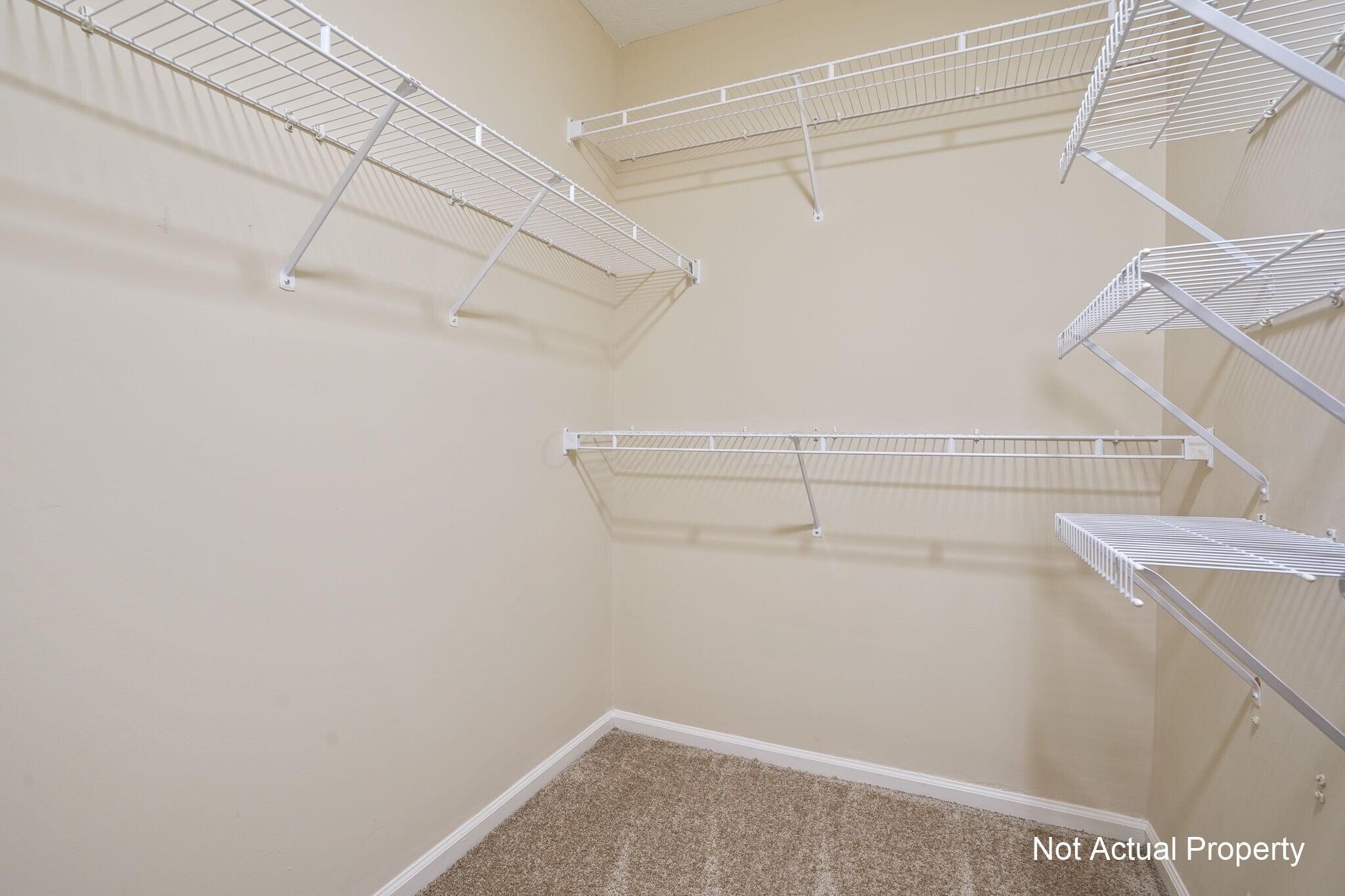 5002 Stratford Pine Lane Property Photo 35
