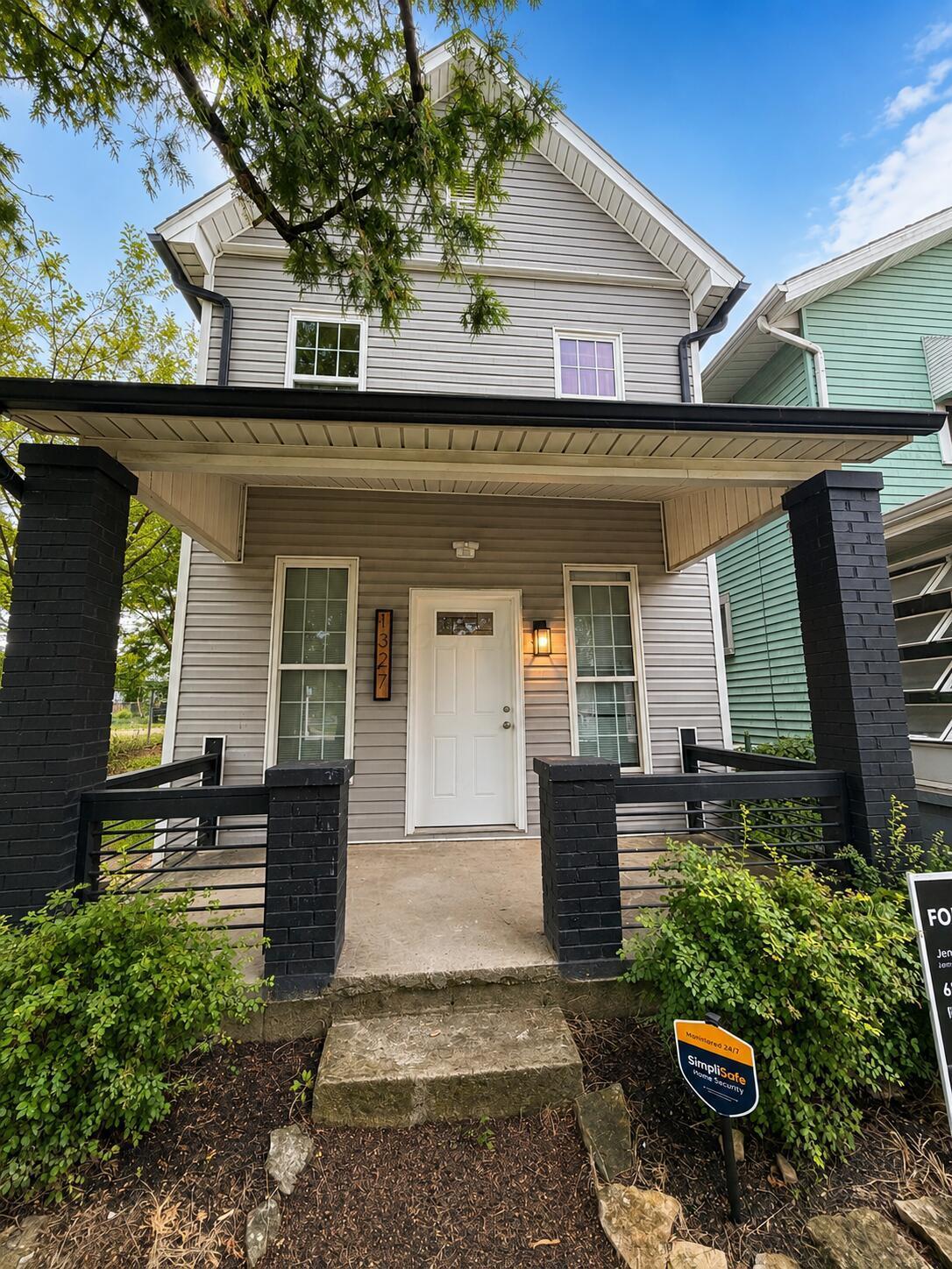 1327 Atcheson Street Property Photo 1