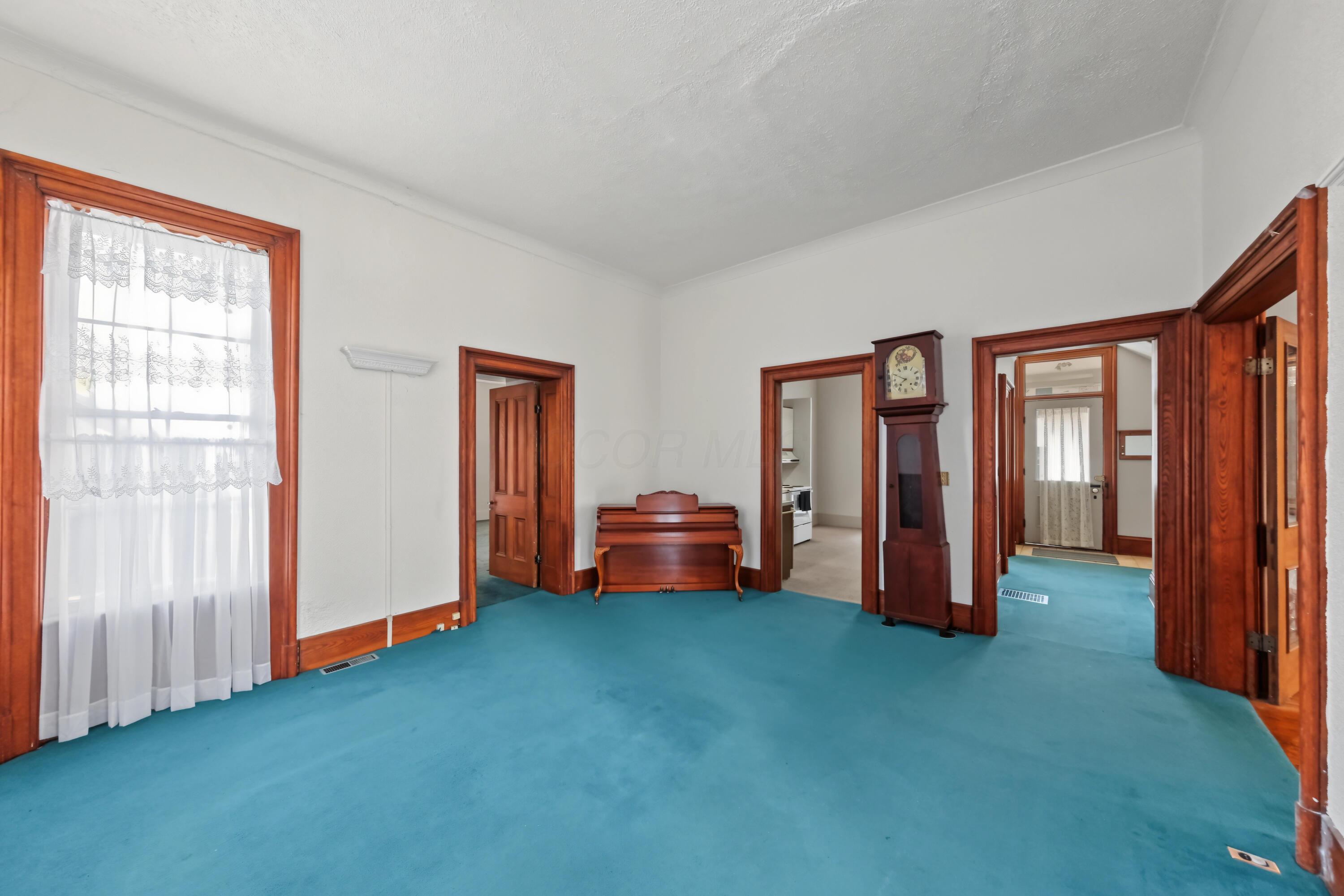 334 E Center Street Property Photo 13
