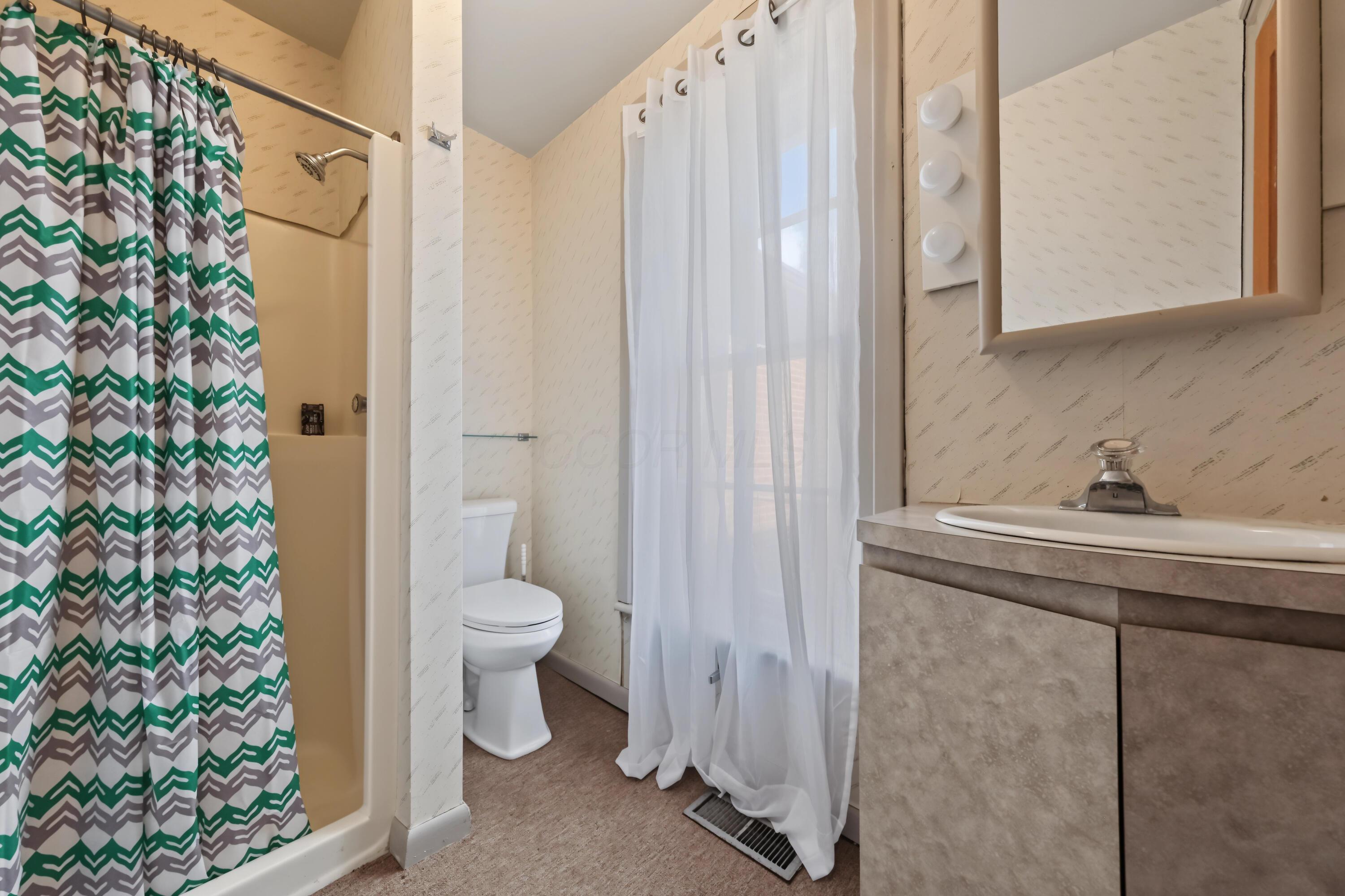 334 E Center Street Property Photo 16
